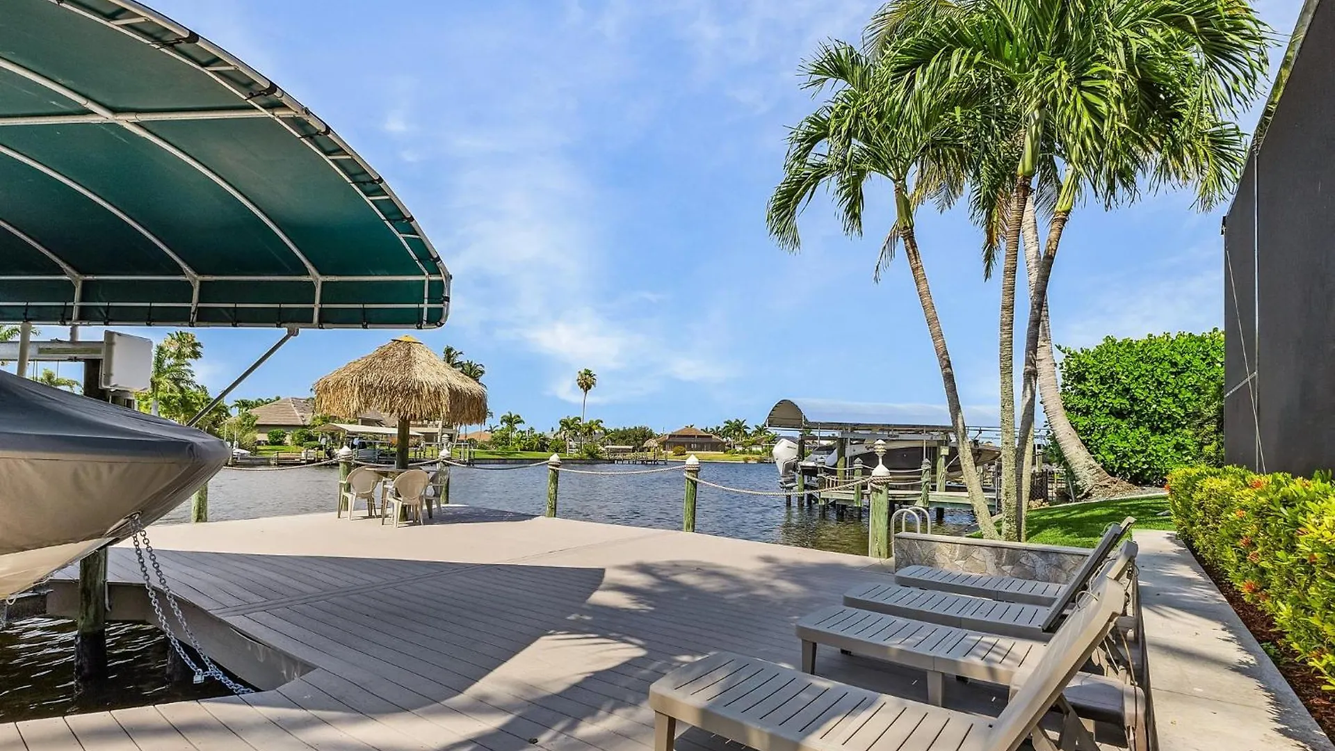 Villa Island House Sw Cape - Waterfront Private Locally Owned & Managed, Fair & Honest Pricing Cape Coral