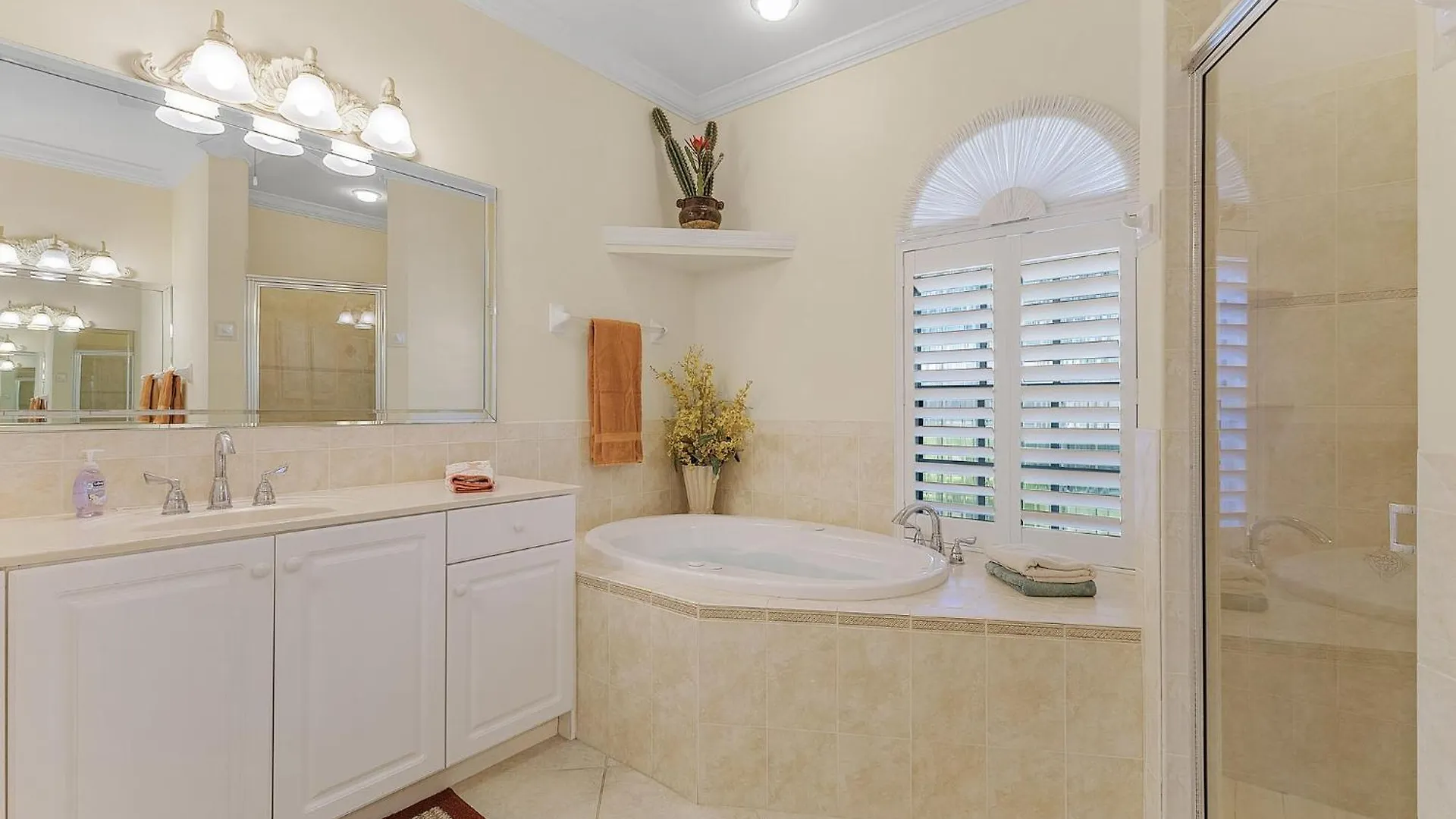 Villa Island House Sw Cape - Waterfront Private Locally Owned & Managed, Fair & Honest Pricing *