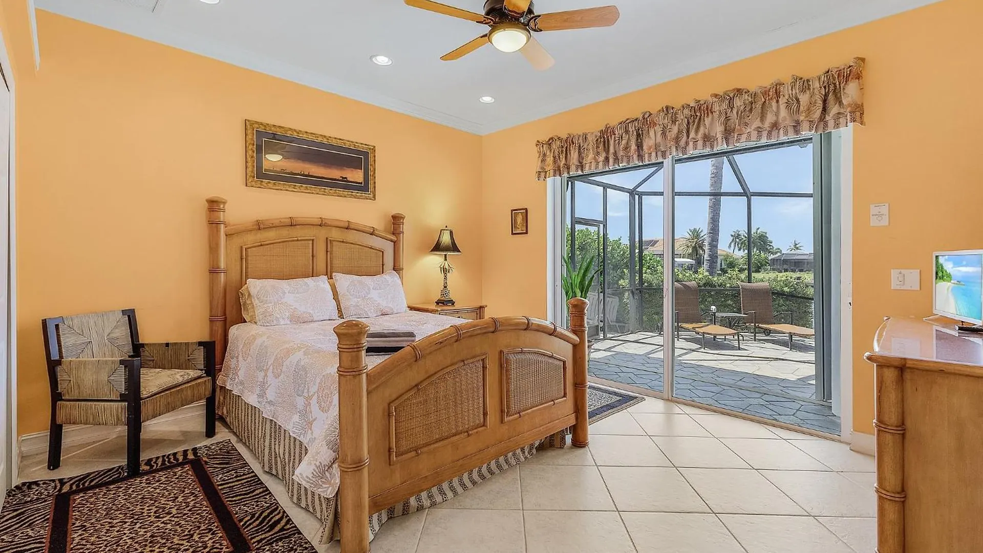 Villa Island House Sw Cape - Waterfront Private Locally Owned & Managed, Fair & Honest Pricing Cape Coral