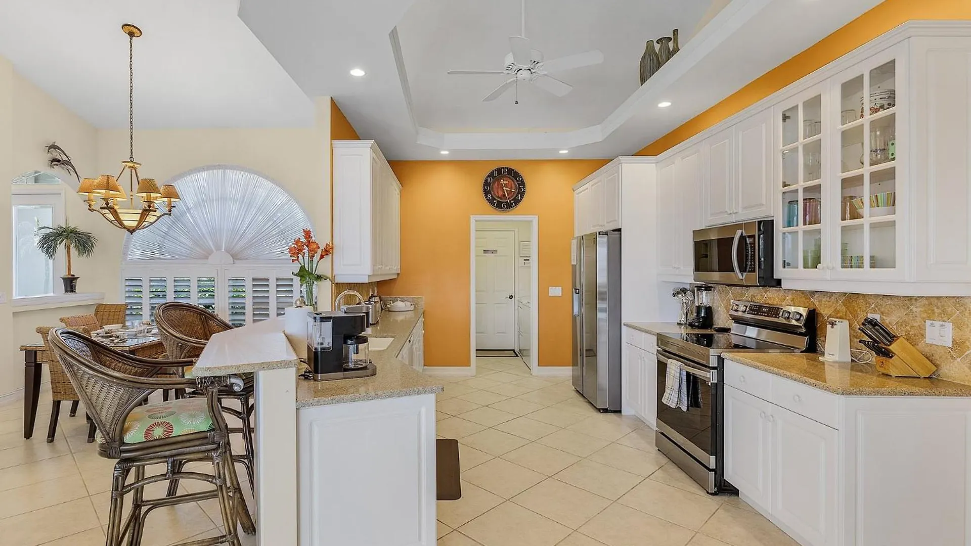 Island House Sw Cape - Waterfront Private Locally Owned & Managed, Fair & Honest Pricing Villa Cape Coral