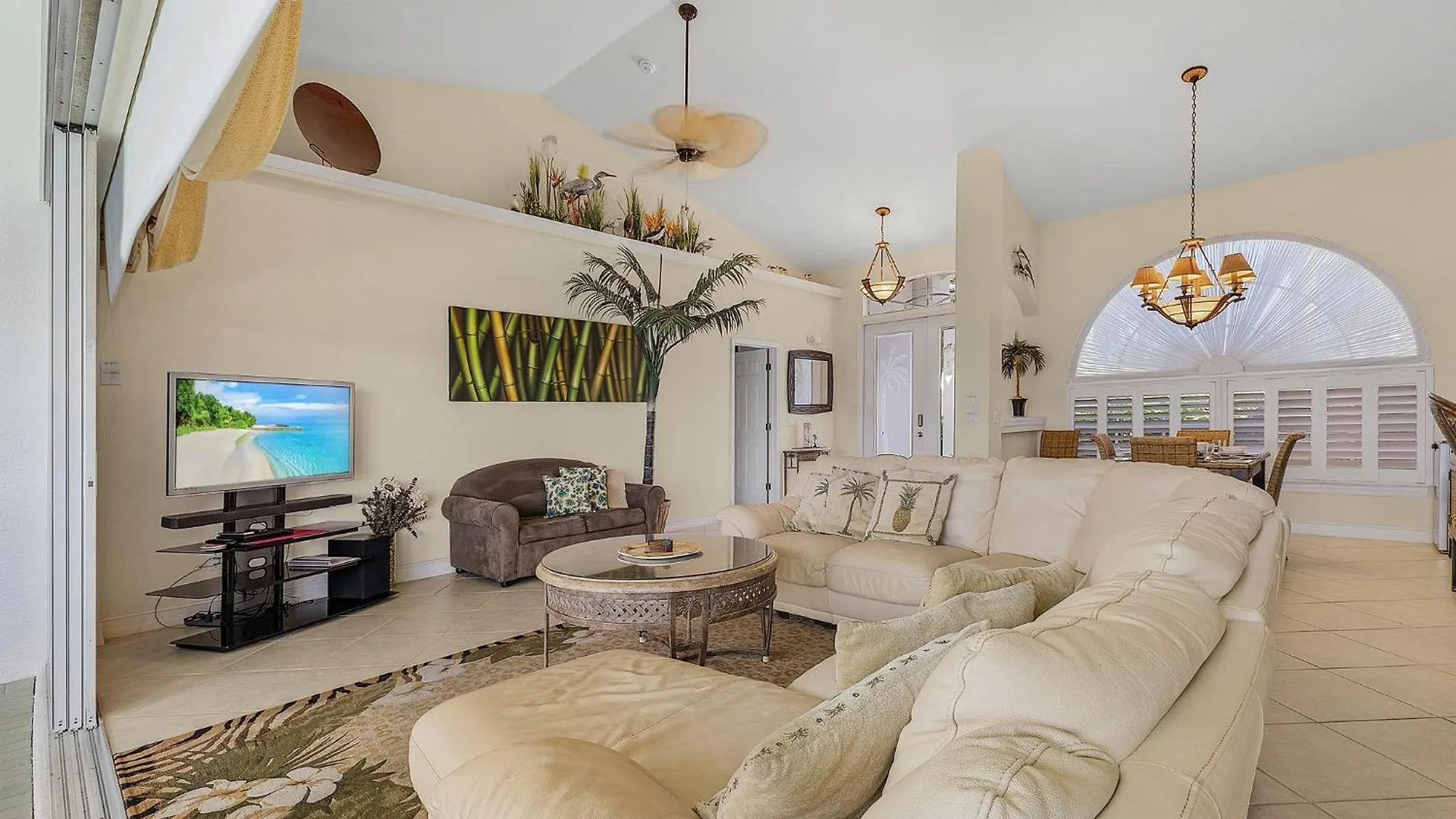 Villa Island House Sw Cape - Waterfront Private Locally Owned & Managed, Fair & Honest Pricing *