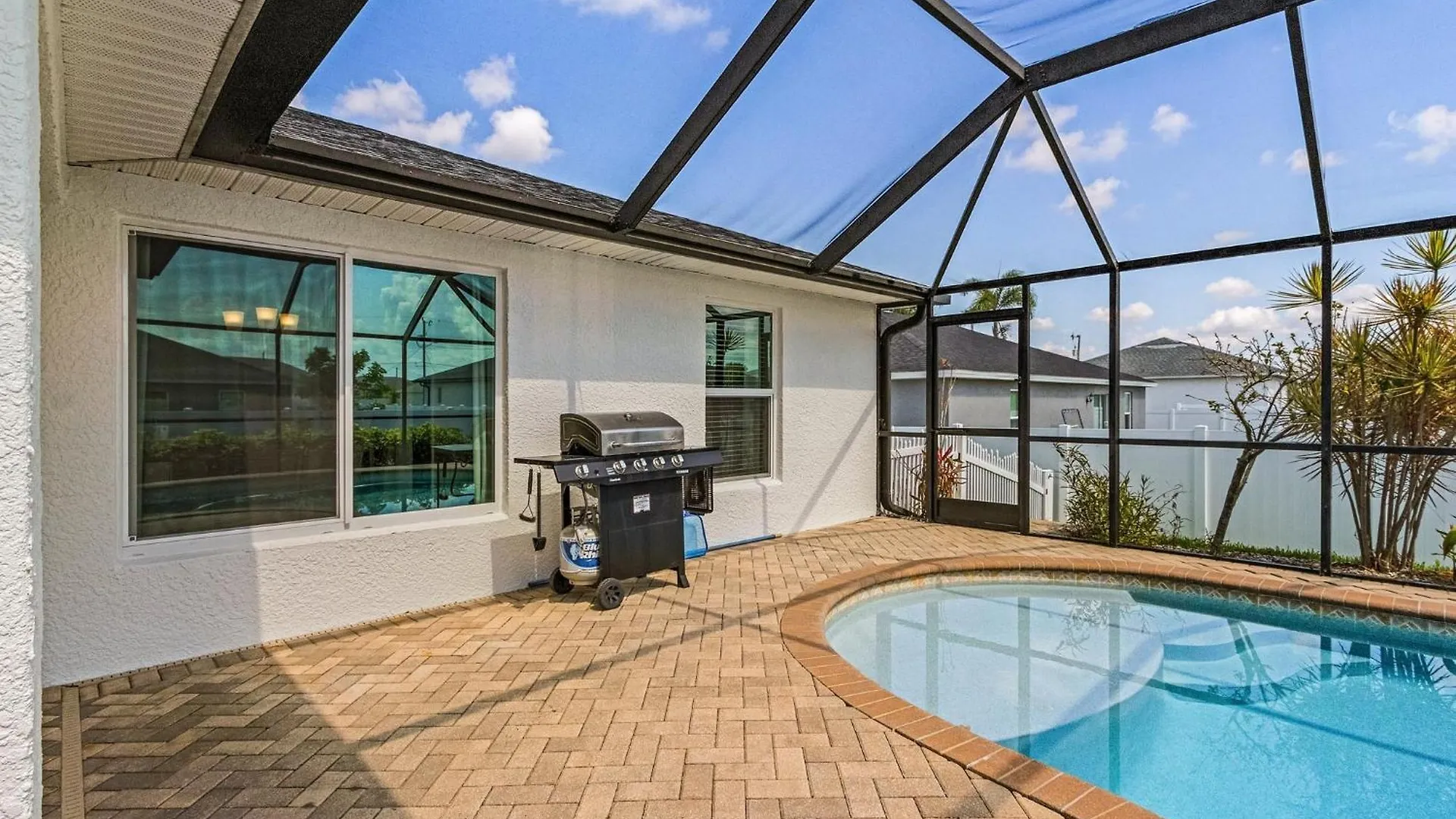 Relax & Unwind In Privacy - Heated Salt Water Pool And - Belle Vie Holiday home Cape Coral
