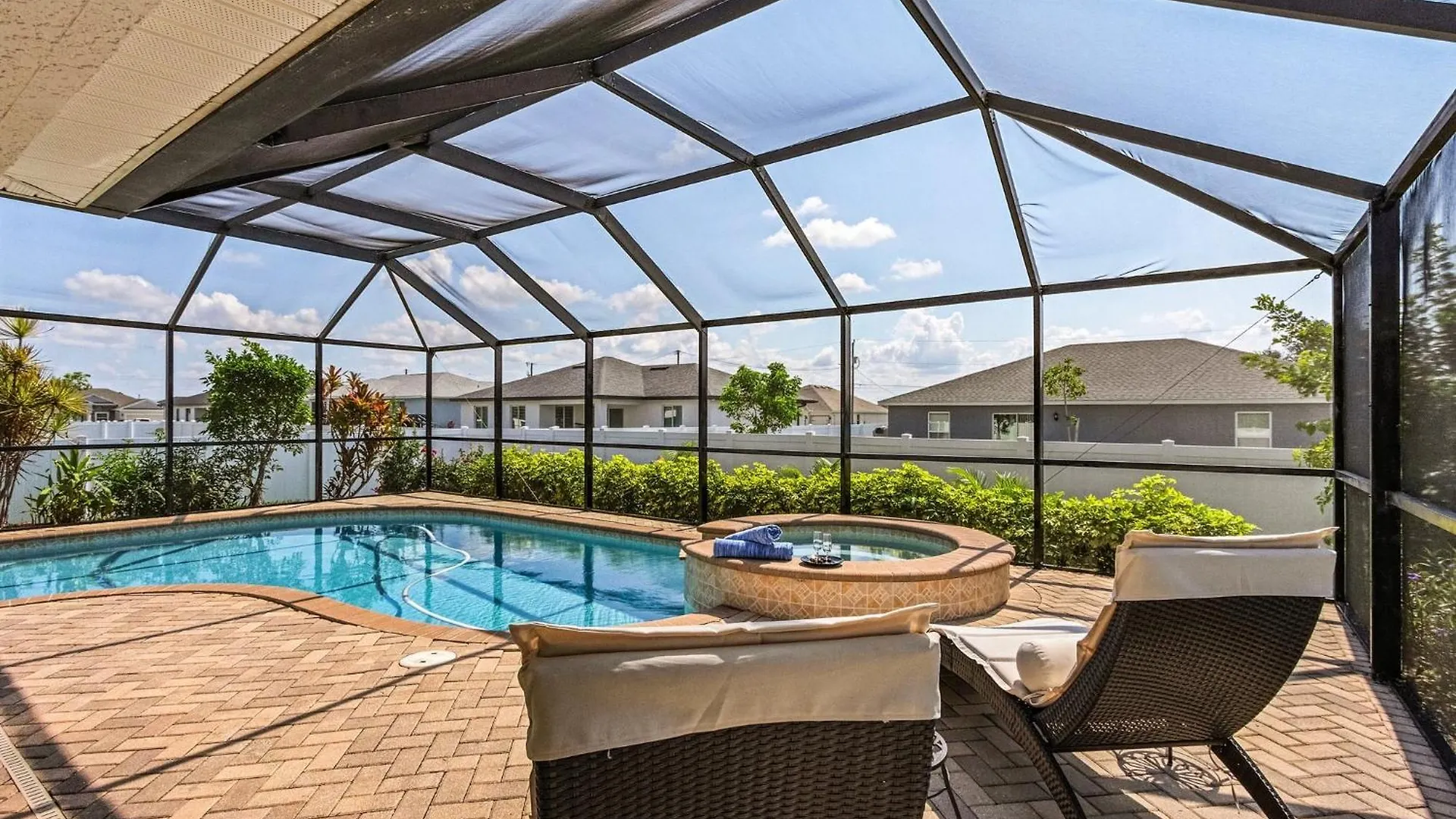 Relax & Unwind In Privacy - Heated Salt Water Pool And - Belle Vie Holiday home Cape Coral