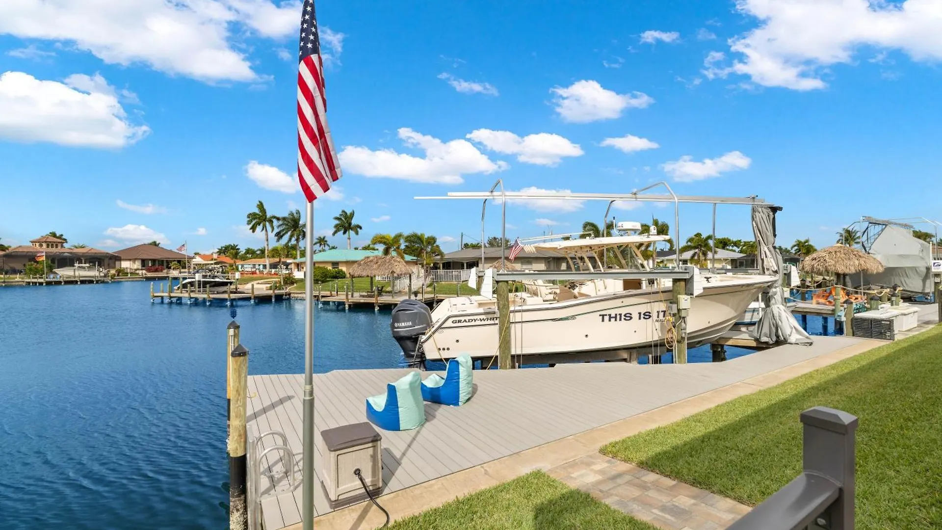 Stunning, Gulf Access, Breath Taking Views, Heated Pool And - Sunlight Landing - Roelens Cape Coral