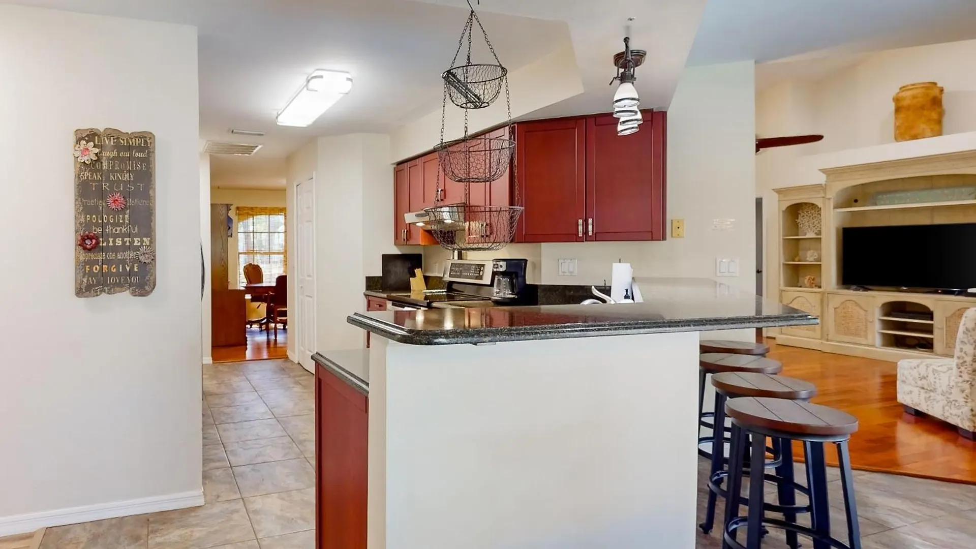 Tropical Gem Cape Coral
