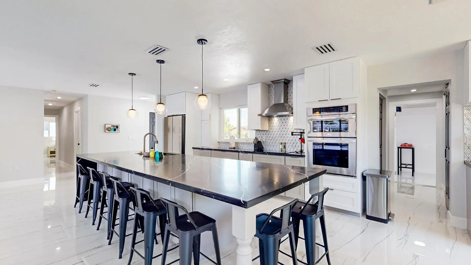 Comfort On The Canal Holiday home Cape Coral