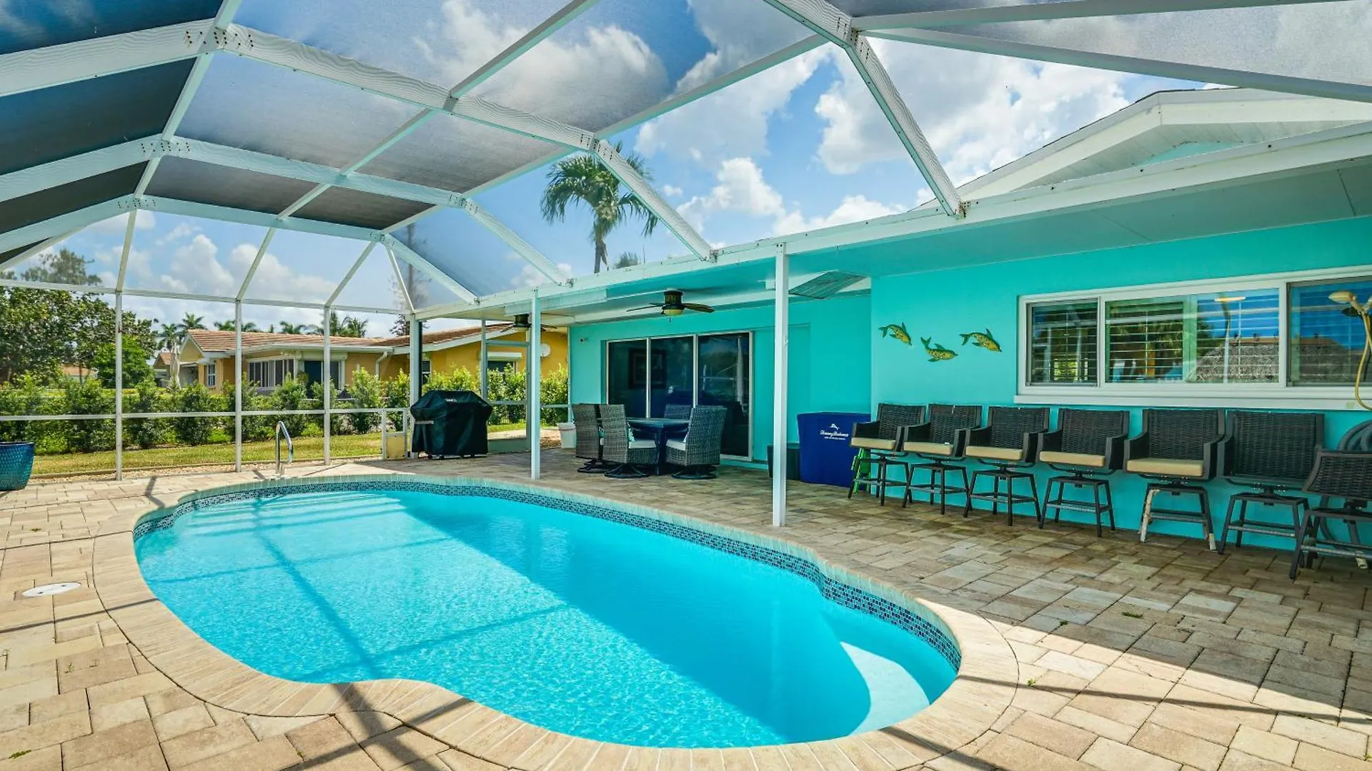Holiday home Sleek With Private Pool On Canal!