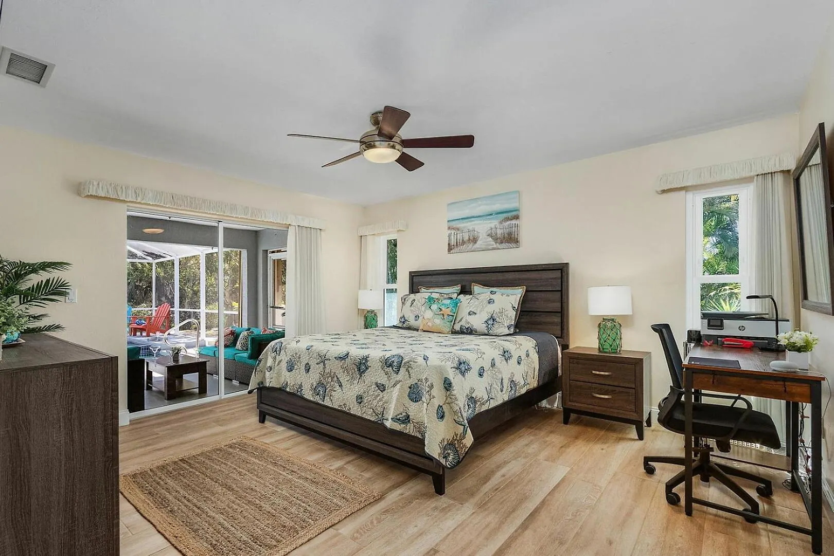 Welcome To X-ta-sea, Your Ultimate Waterfront Retreat With An Array Of Resort-style Amenities And Pet-friendly Accommodations! Cape Coral