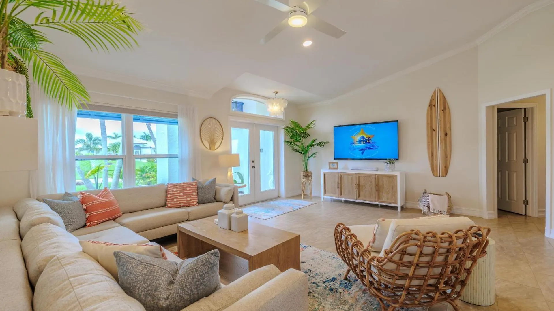 Barefoot Cove * Cape Coral