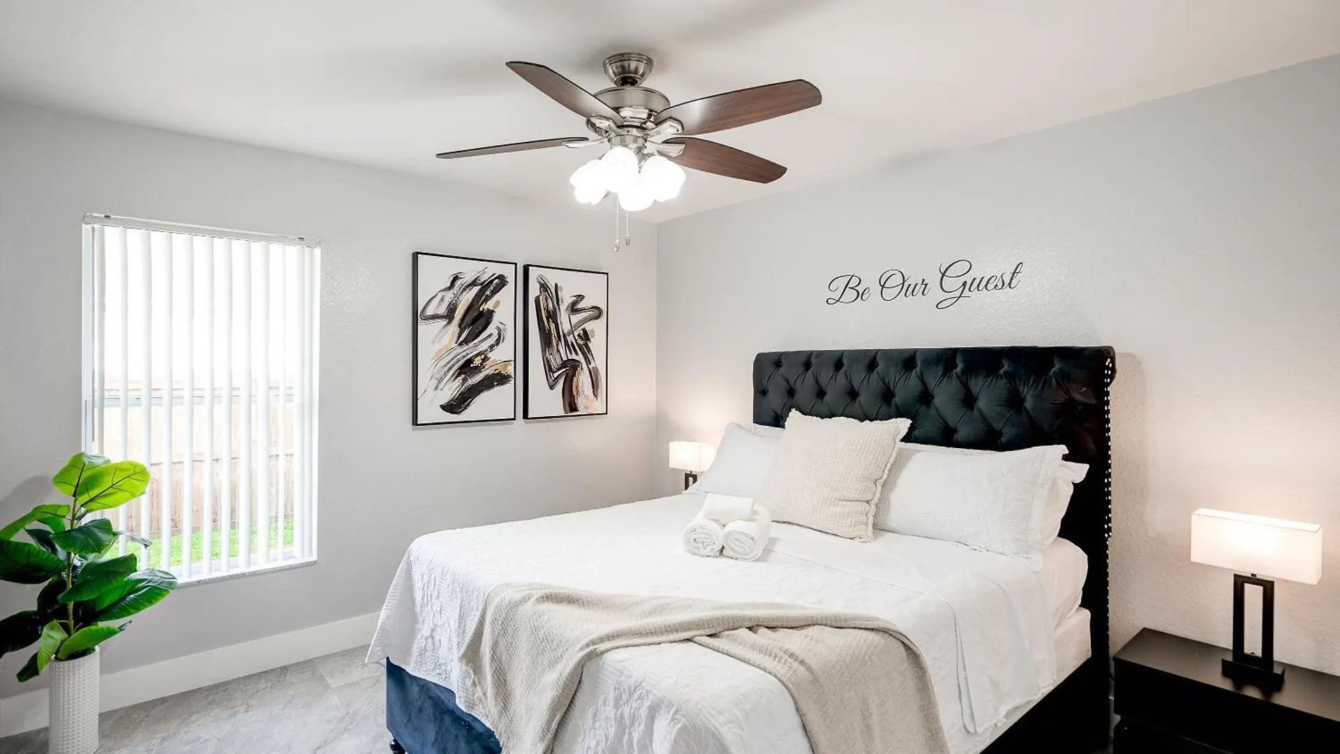Four Bedrooms Oasis With Heated Pool Private Jacuzzi And Billiards Holiday home