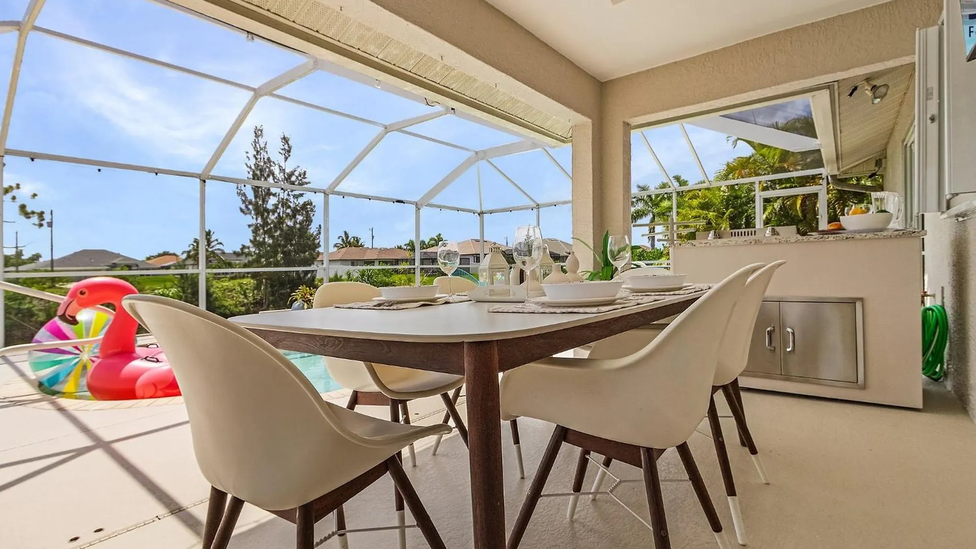 Holiday home Canal With Heated Pool, Kayaks And Bicycles - The Retreat - Roelens Vacations