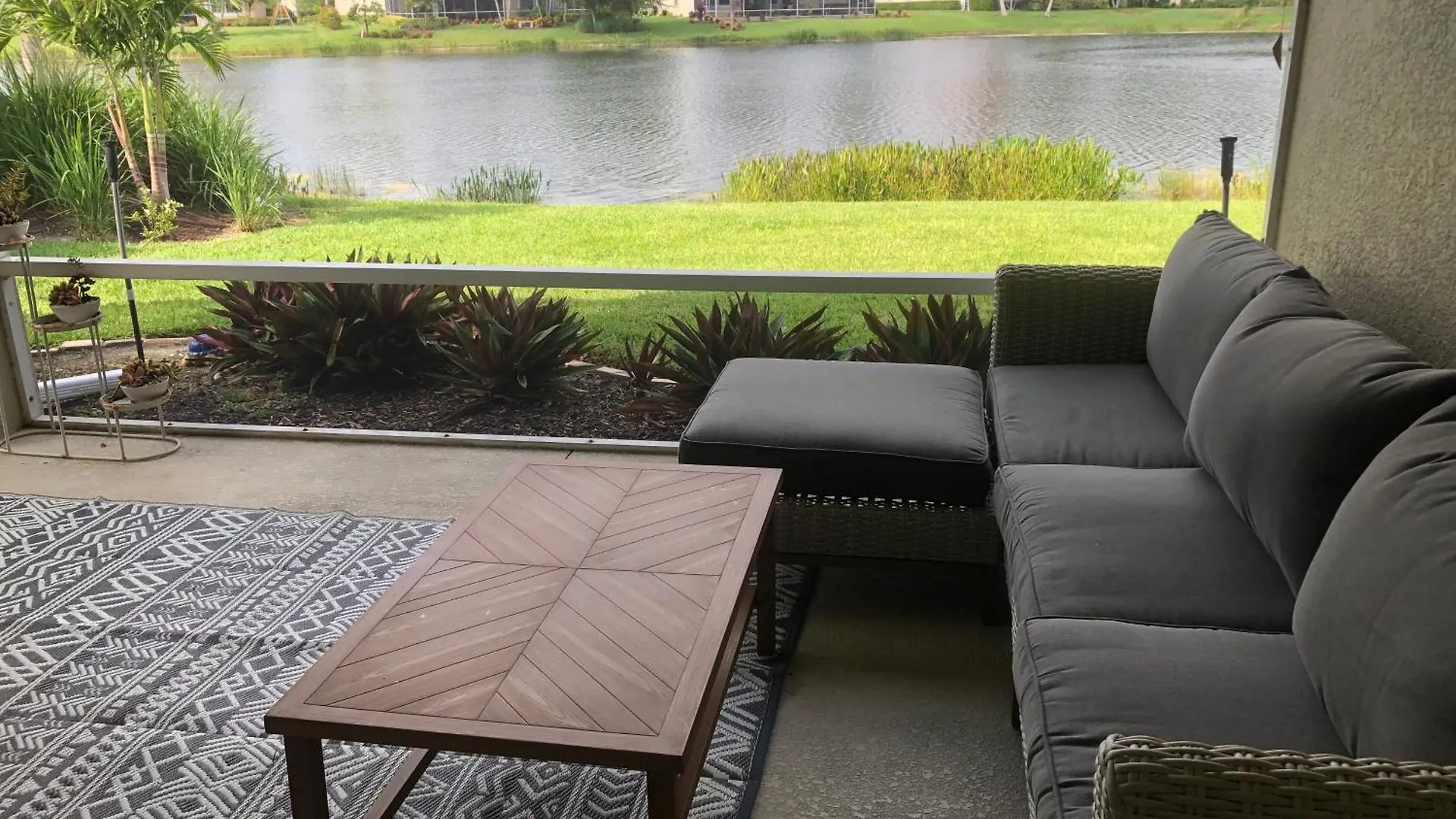 Villa Tropical House Style Living Pet Friendly Cape Coral