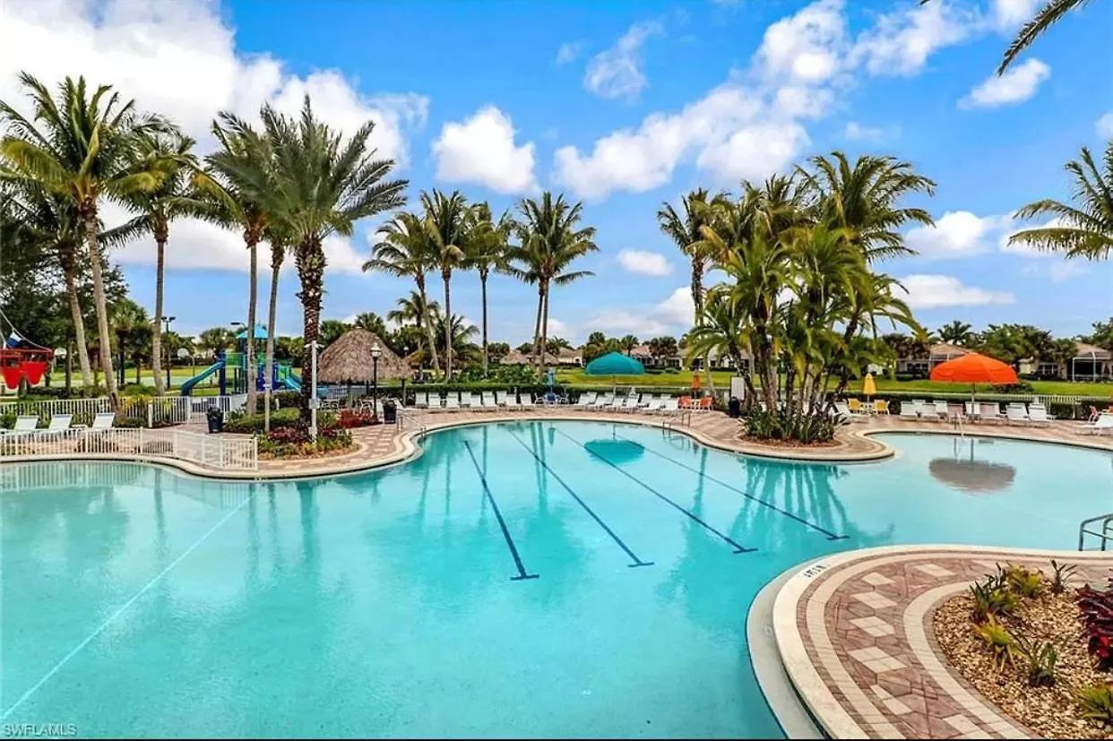 Tropical House Style Living Pet Friendly * Cape Coral