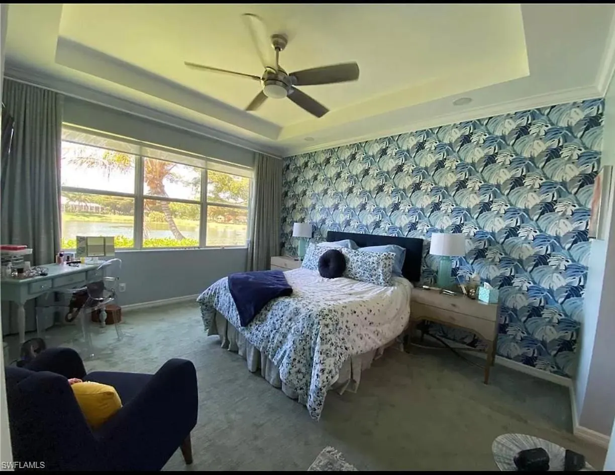 Villa Tropical House Style Living Pet Friendly *