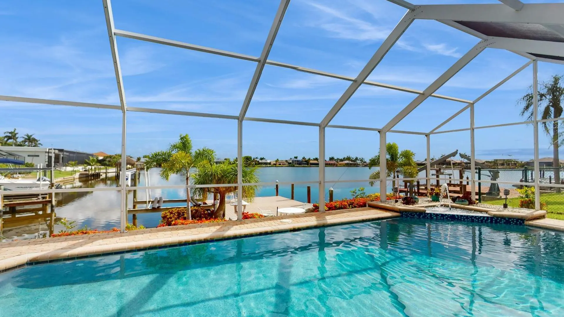 Aasta Cape Coral