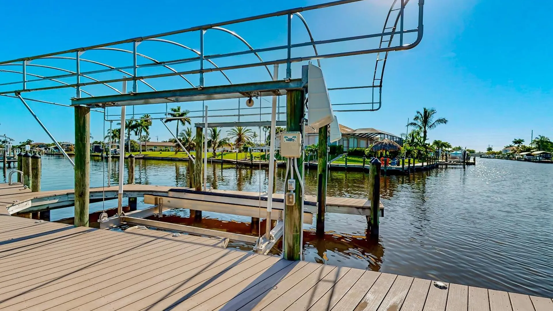 Coral Canal Retreat * Cape Coral