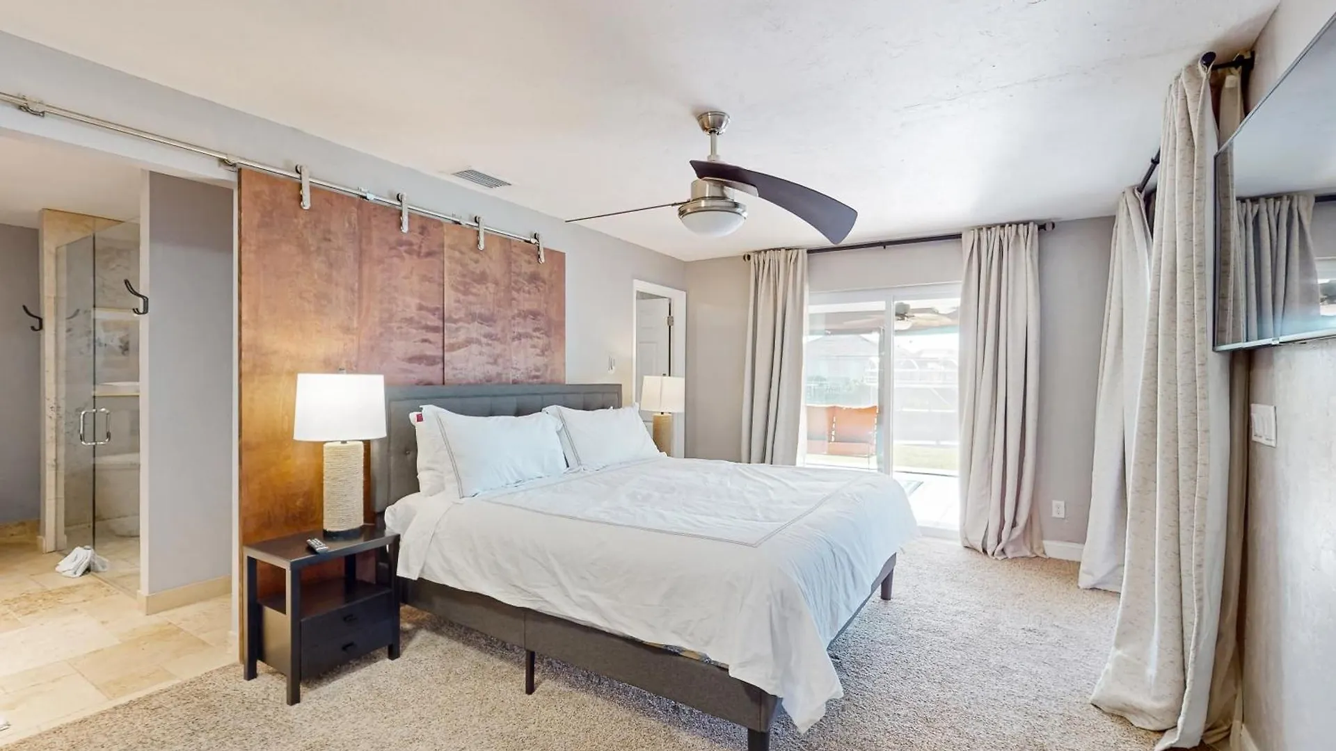 Coral Canal Retreat Holiday home Cape Coral