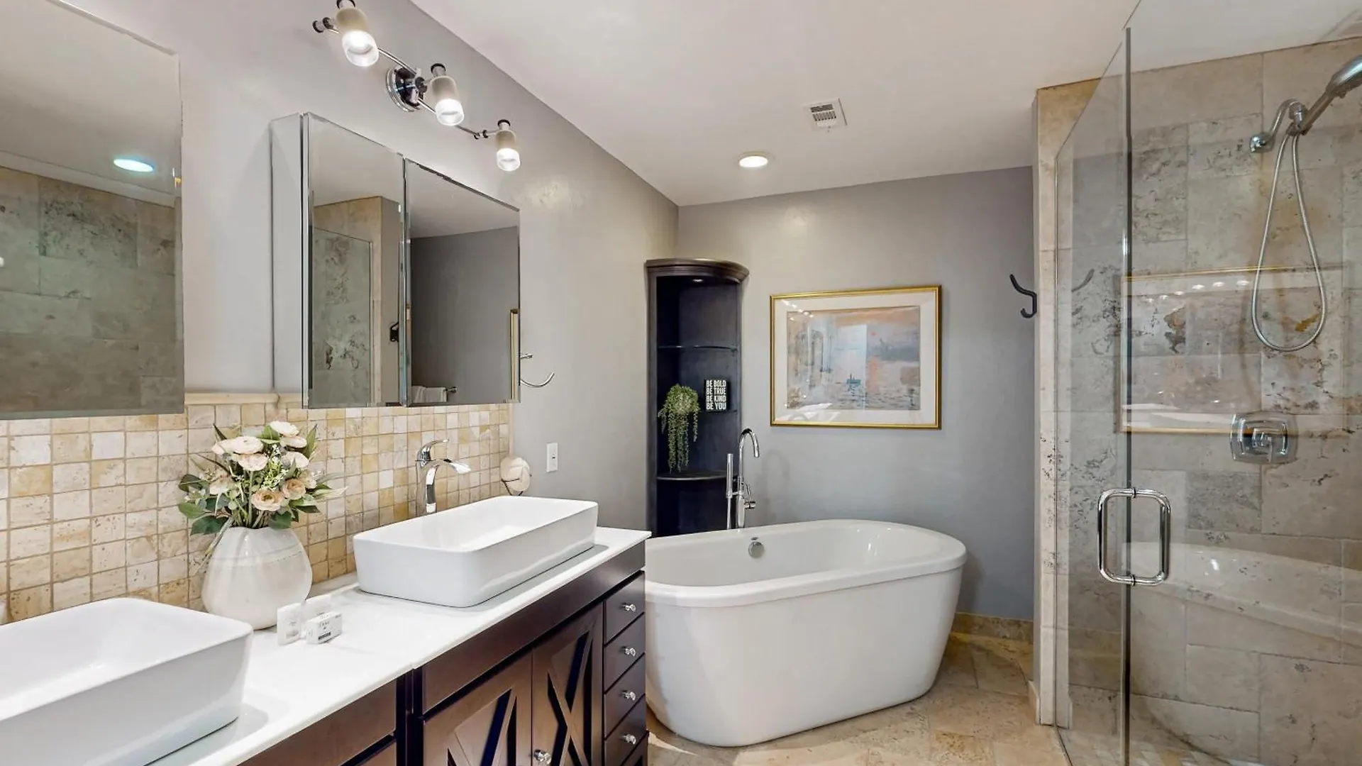 Holiday home Coral Canal Retreat
