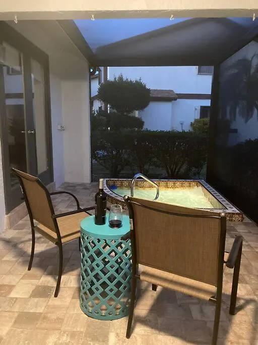 Mid Century Vibe Pool Direct Gulf Access Holiday home *