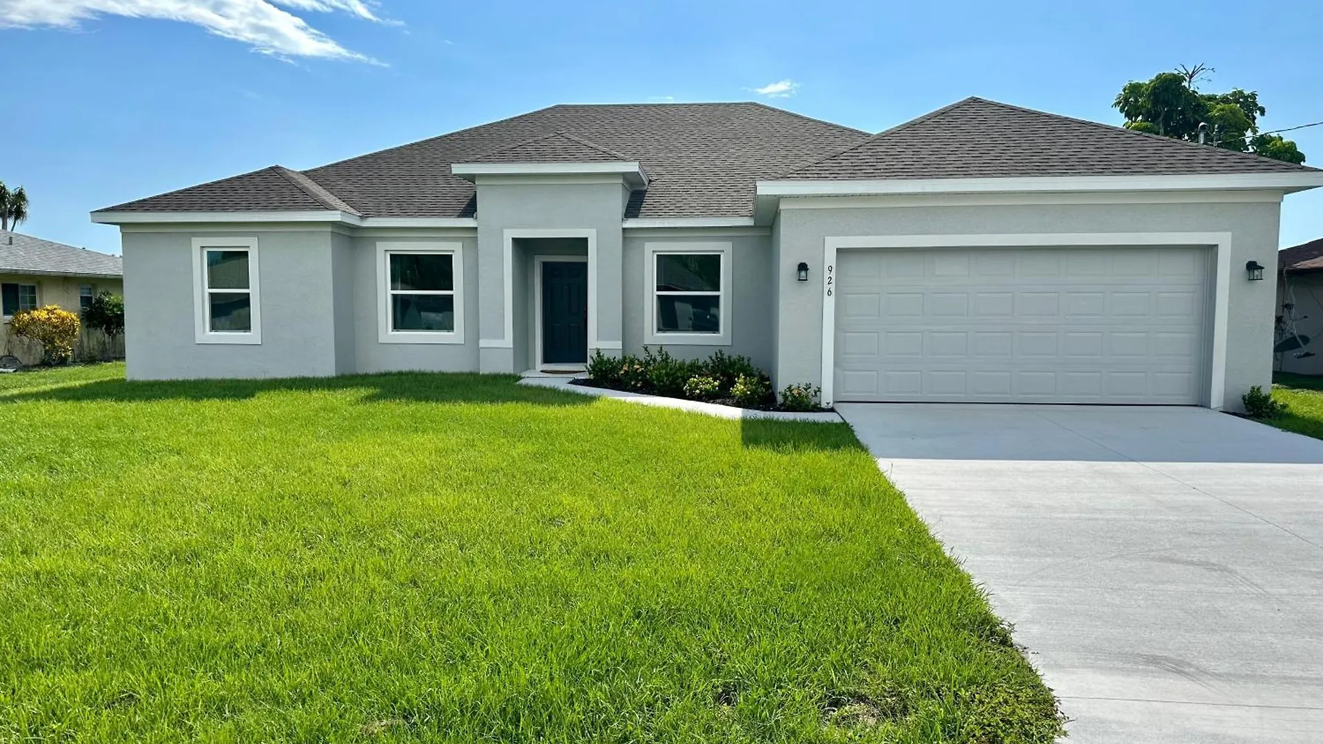 Cape Coral-ft Myers Waterfront Four Bedroom *