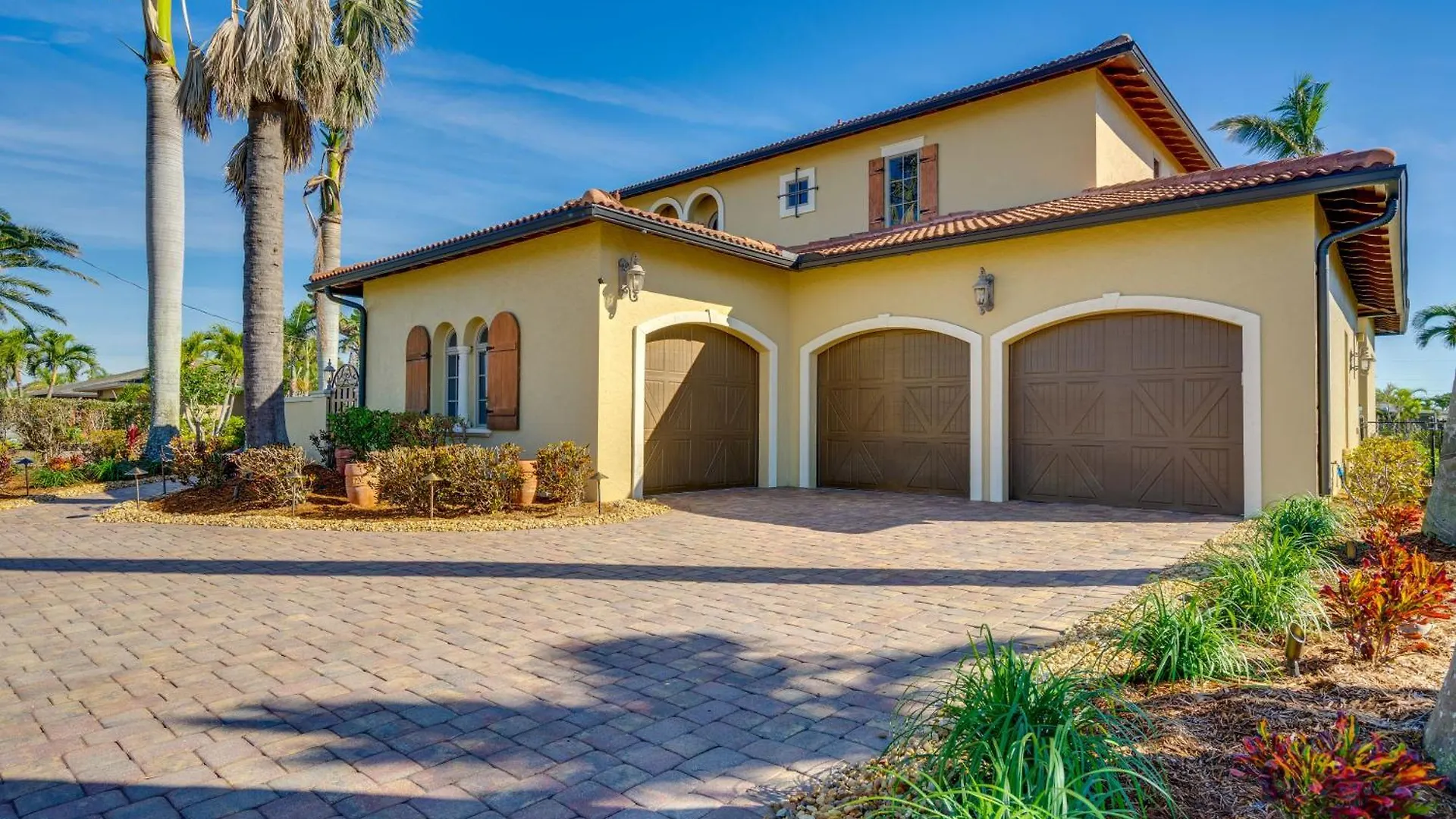 Villa Upscale With Pool And Boat Dock Cape Coral