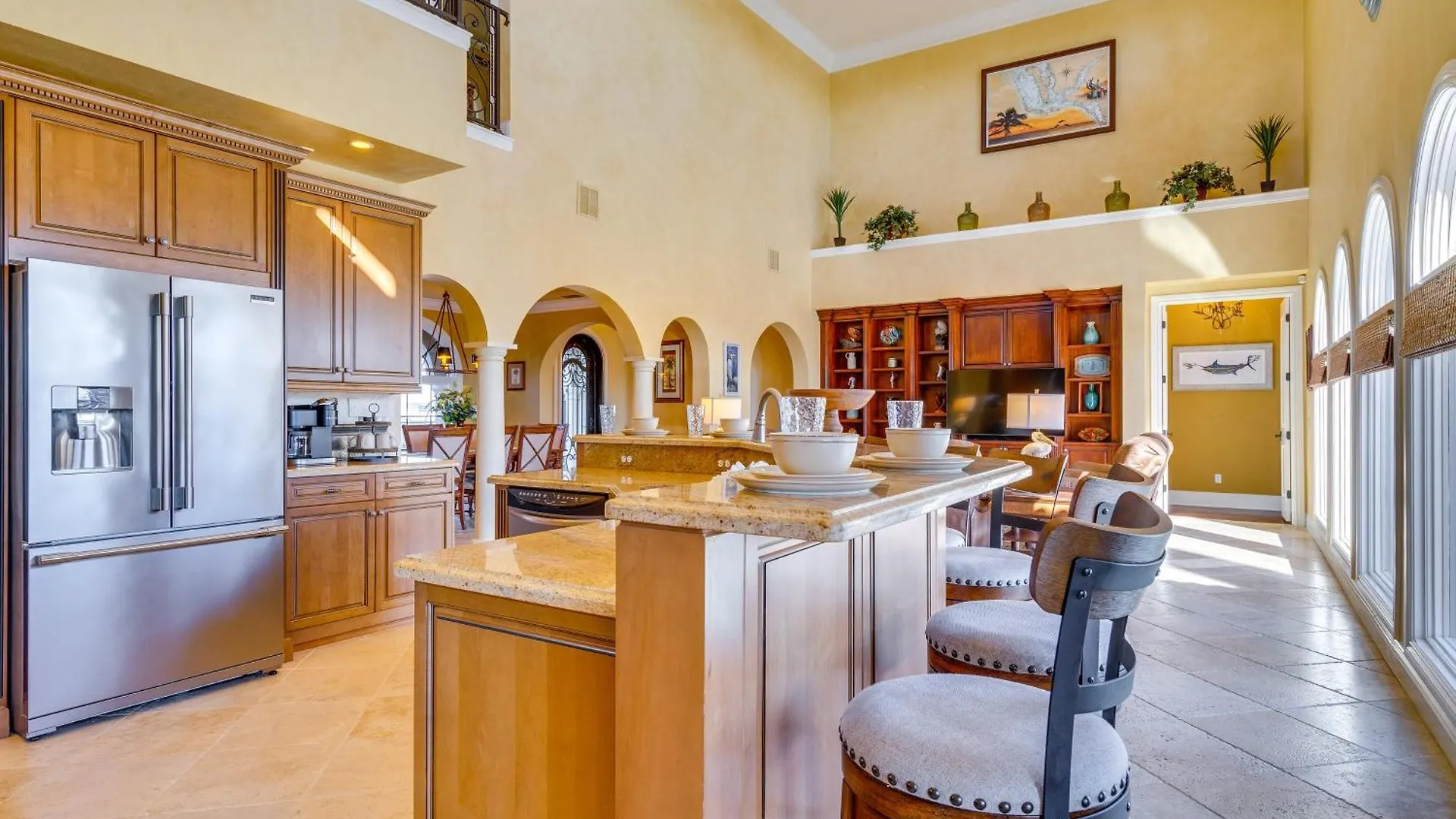 Villa Upscale With Pool And Boat Dock
