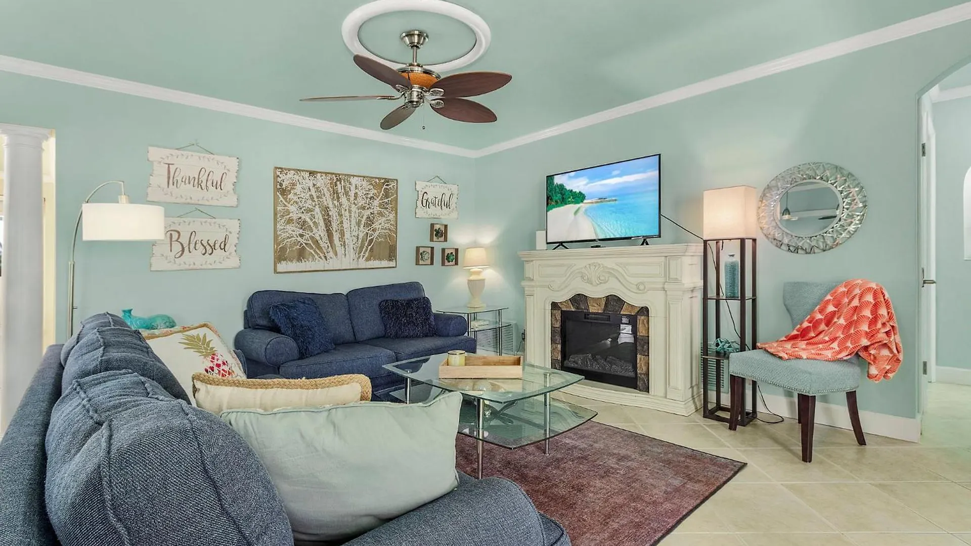 Holiday home Indigo Dreams Pool W/ Waterfront Boat Dock.