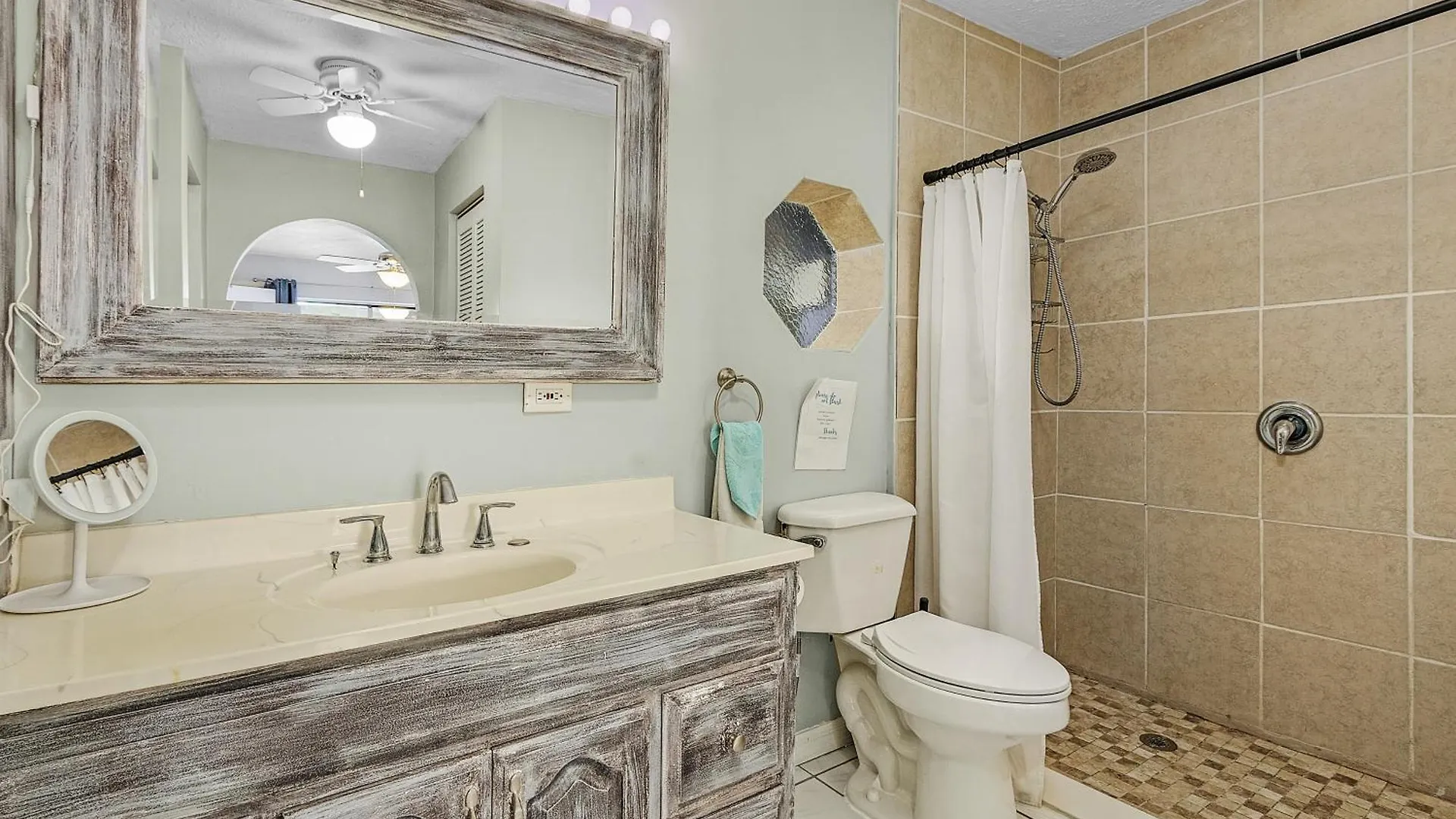 Canal-front Oasis With Dock And Kayaks In Cape Coral!