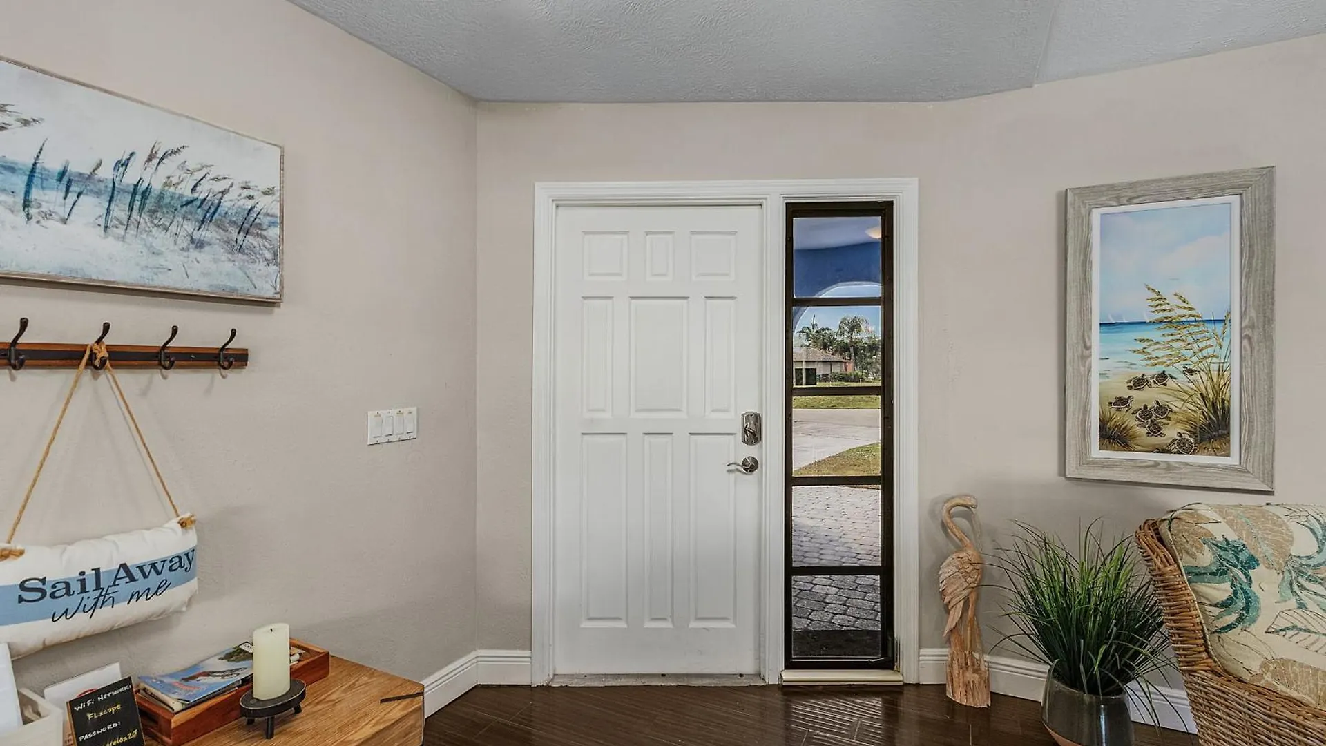 Canal-front Oasis With Dock And Kayaks In Cape Coral! *