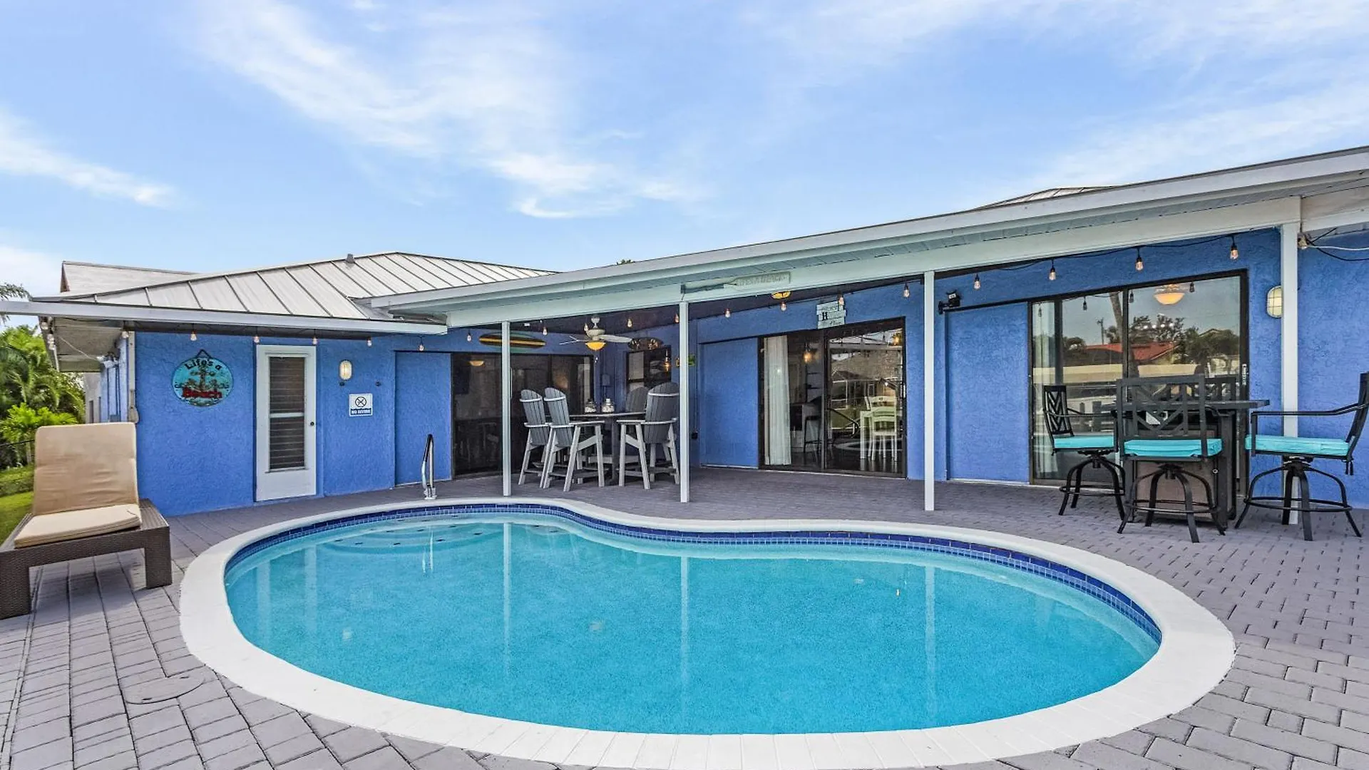 Canal-front Oasis With Dock And Kayaks In Cape Coral! Holiday home *