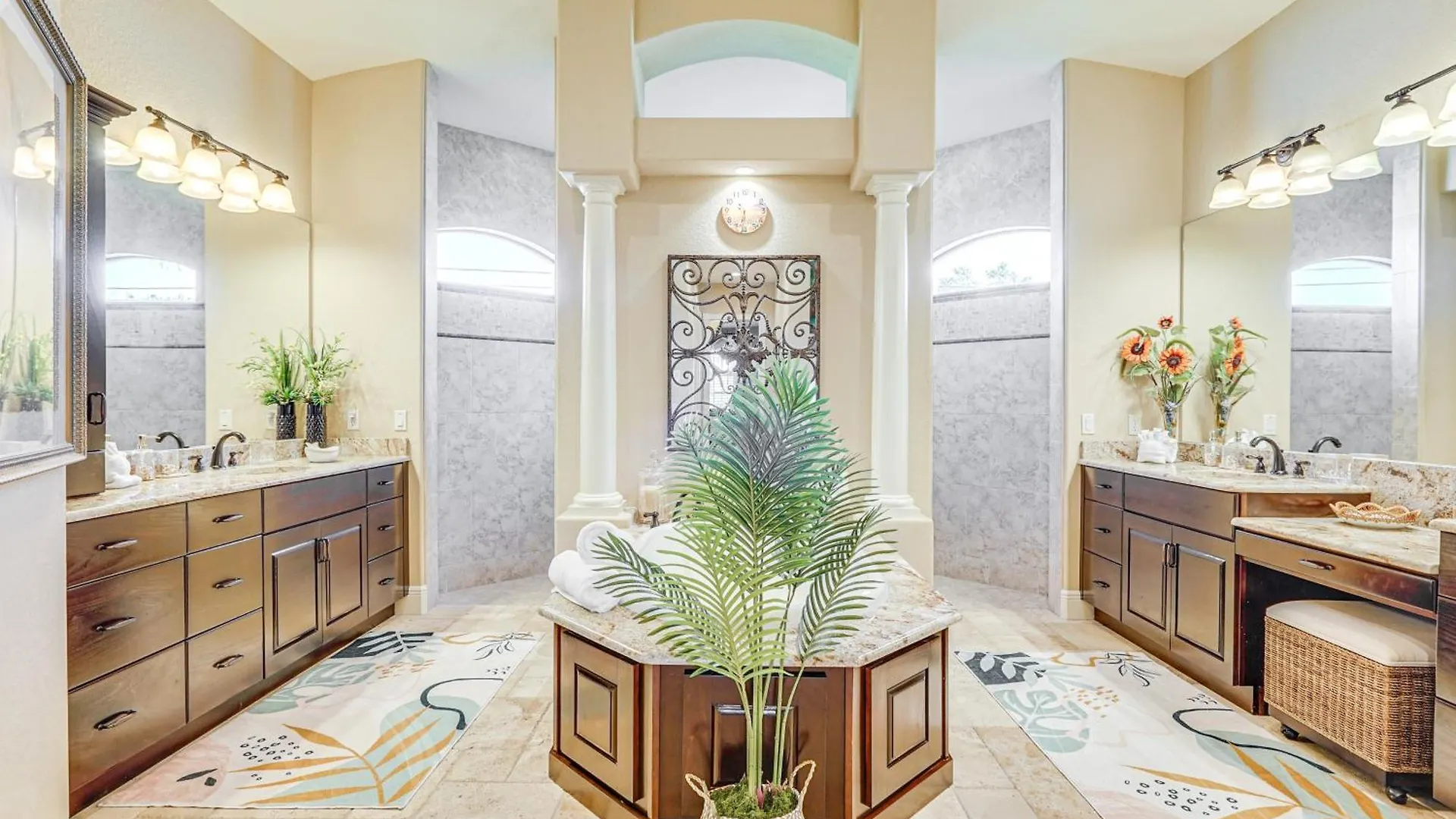 With Private Pool 5 Mi To Beaches! Cape Coral