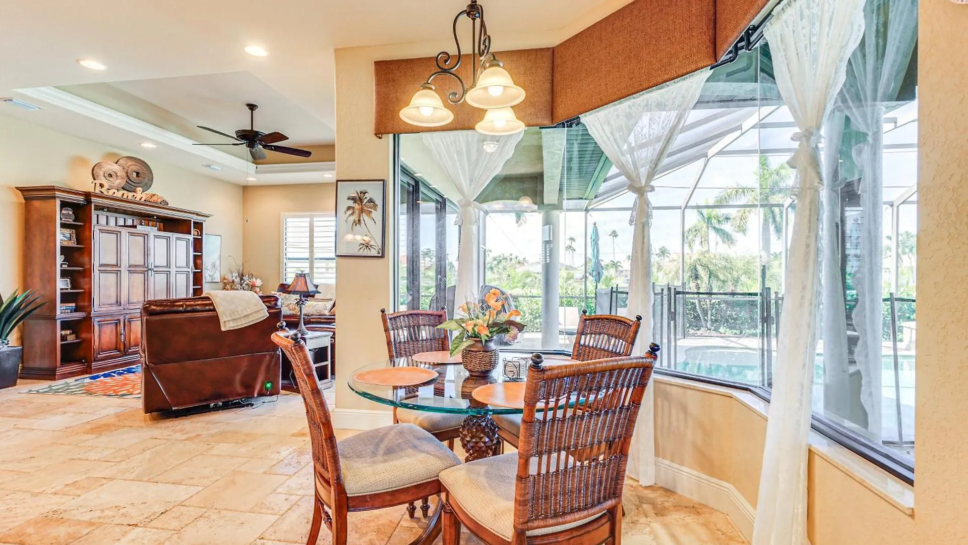 With Private Pool 5 Mi To Beaches! * Cape Coral