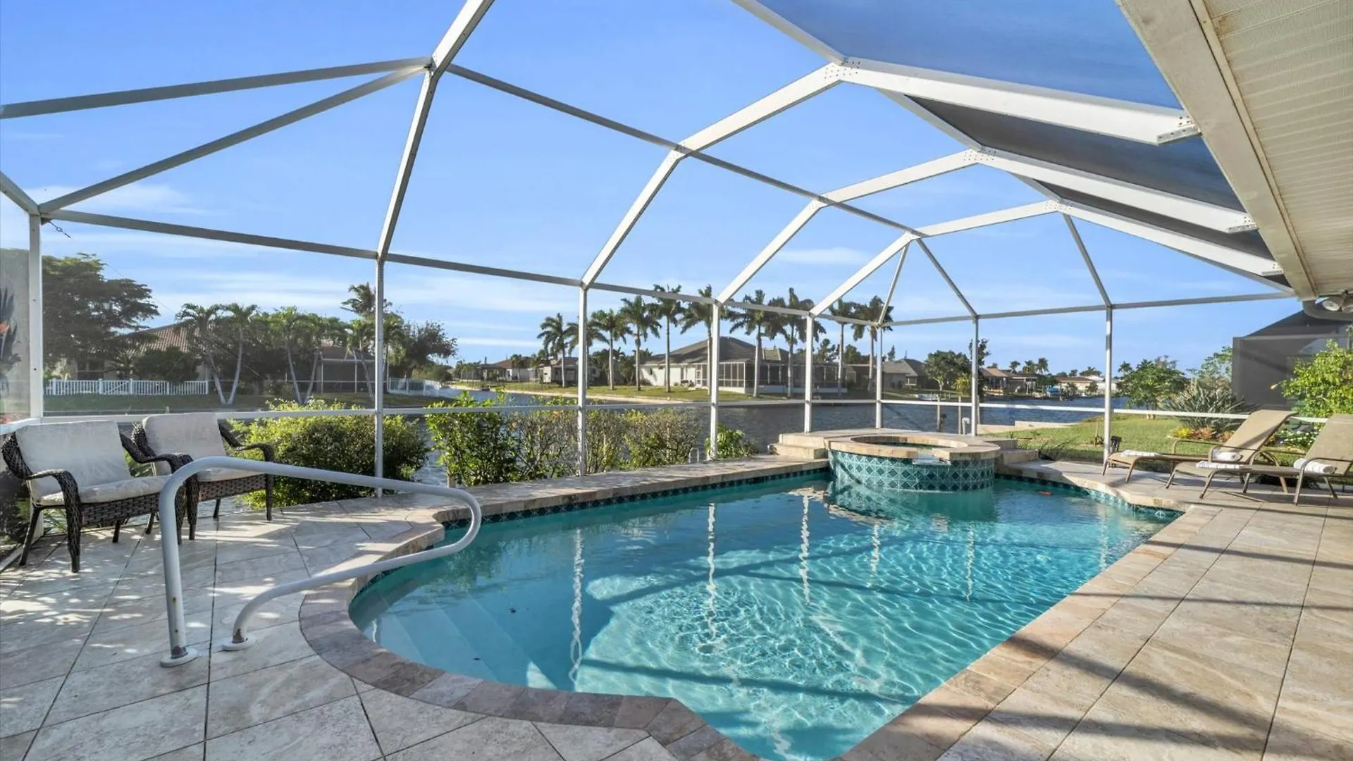 Capricorn Villa *