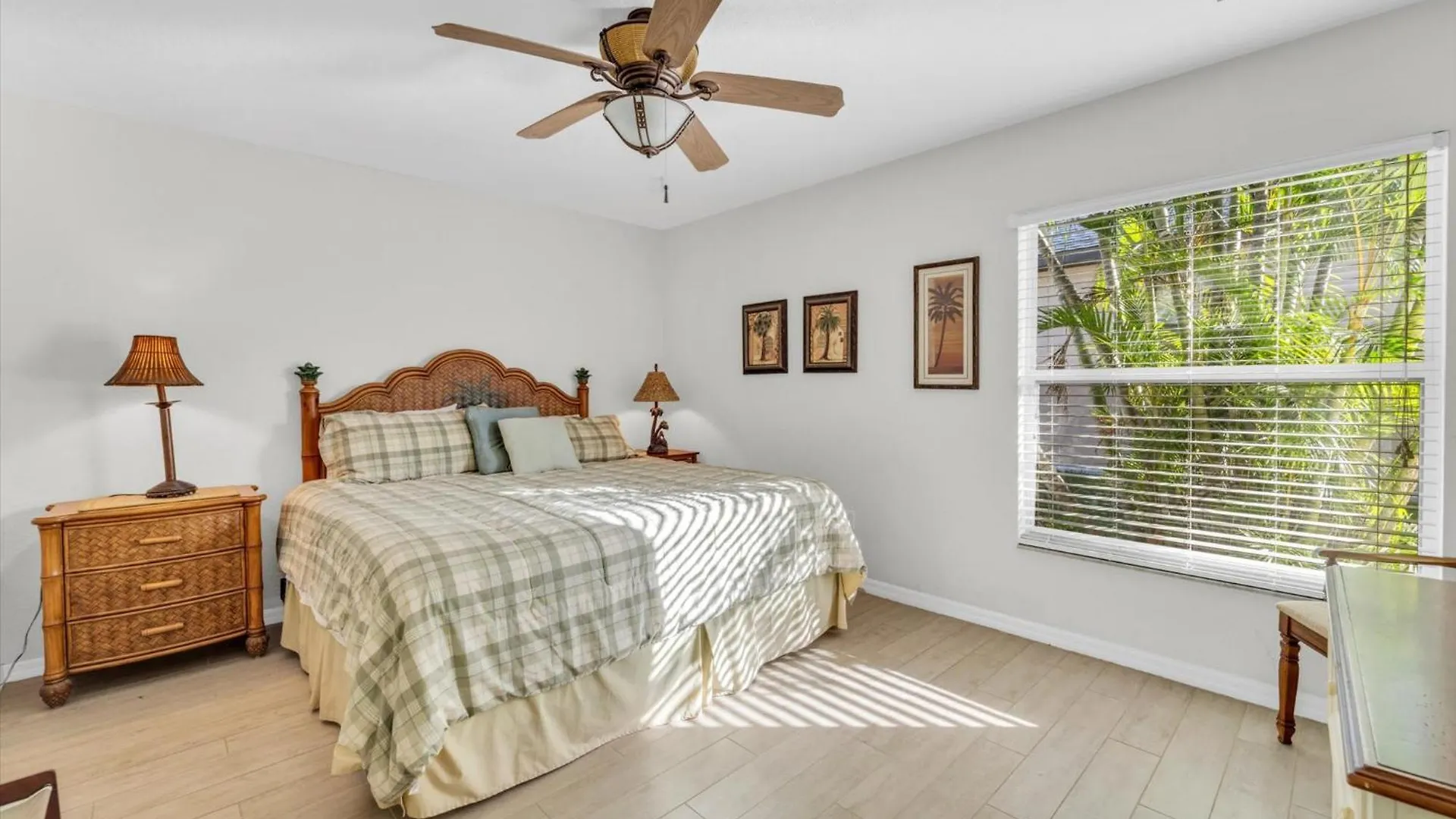 Capricorn Villa *