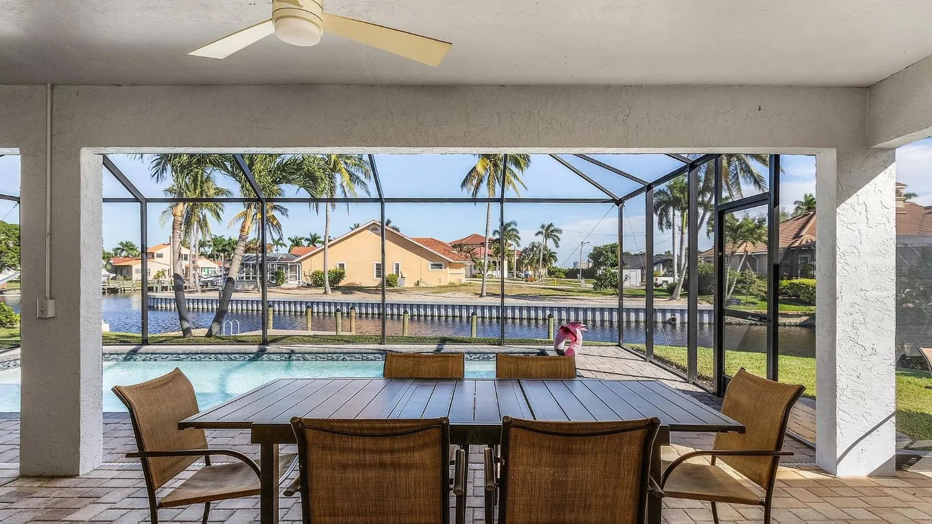 Mid Century Vibe Pool Direct Gulf Access *