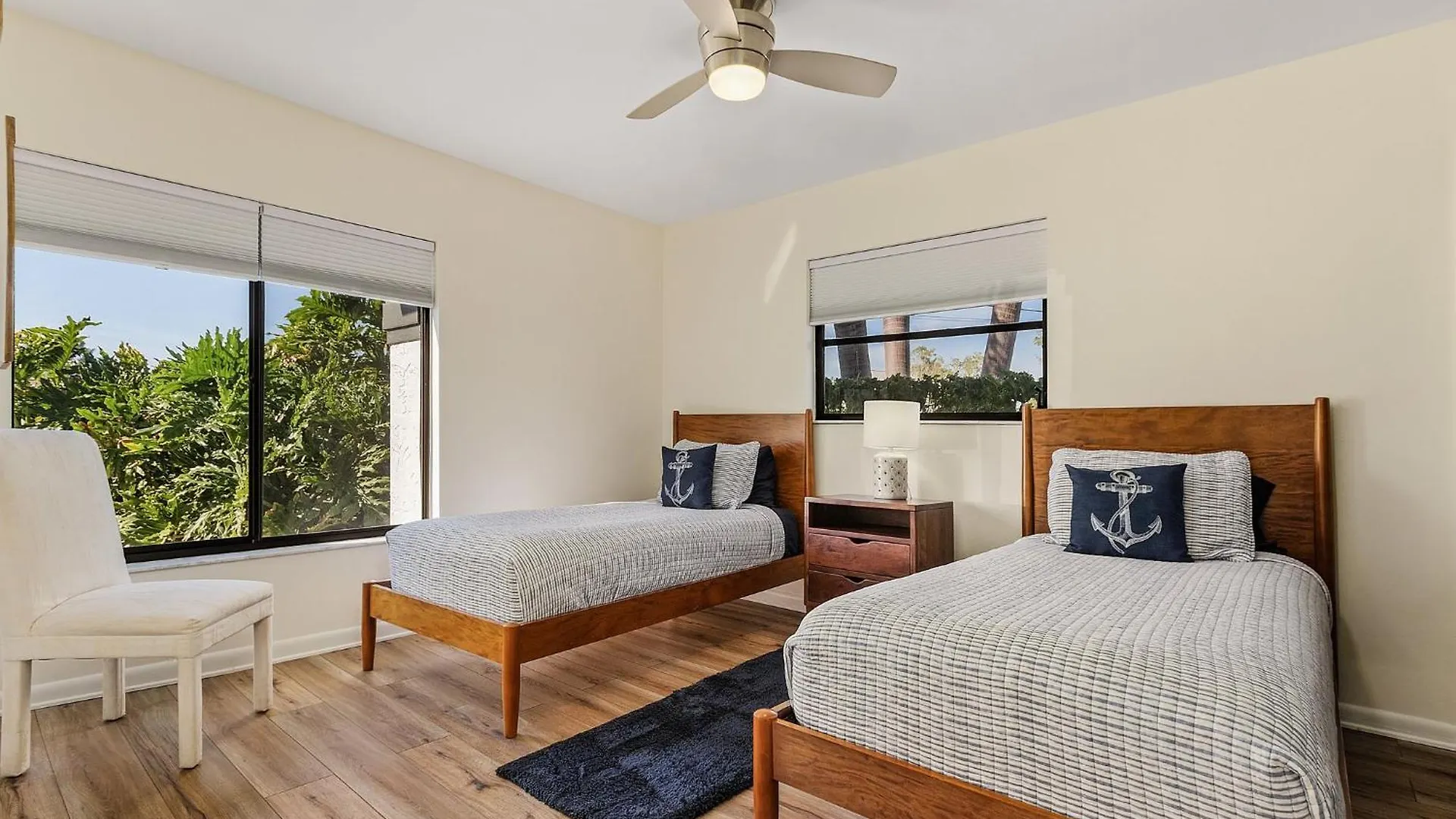 Mid Century Vibe Pool Direct Gulf Access Holiday home *