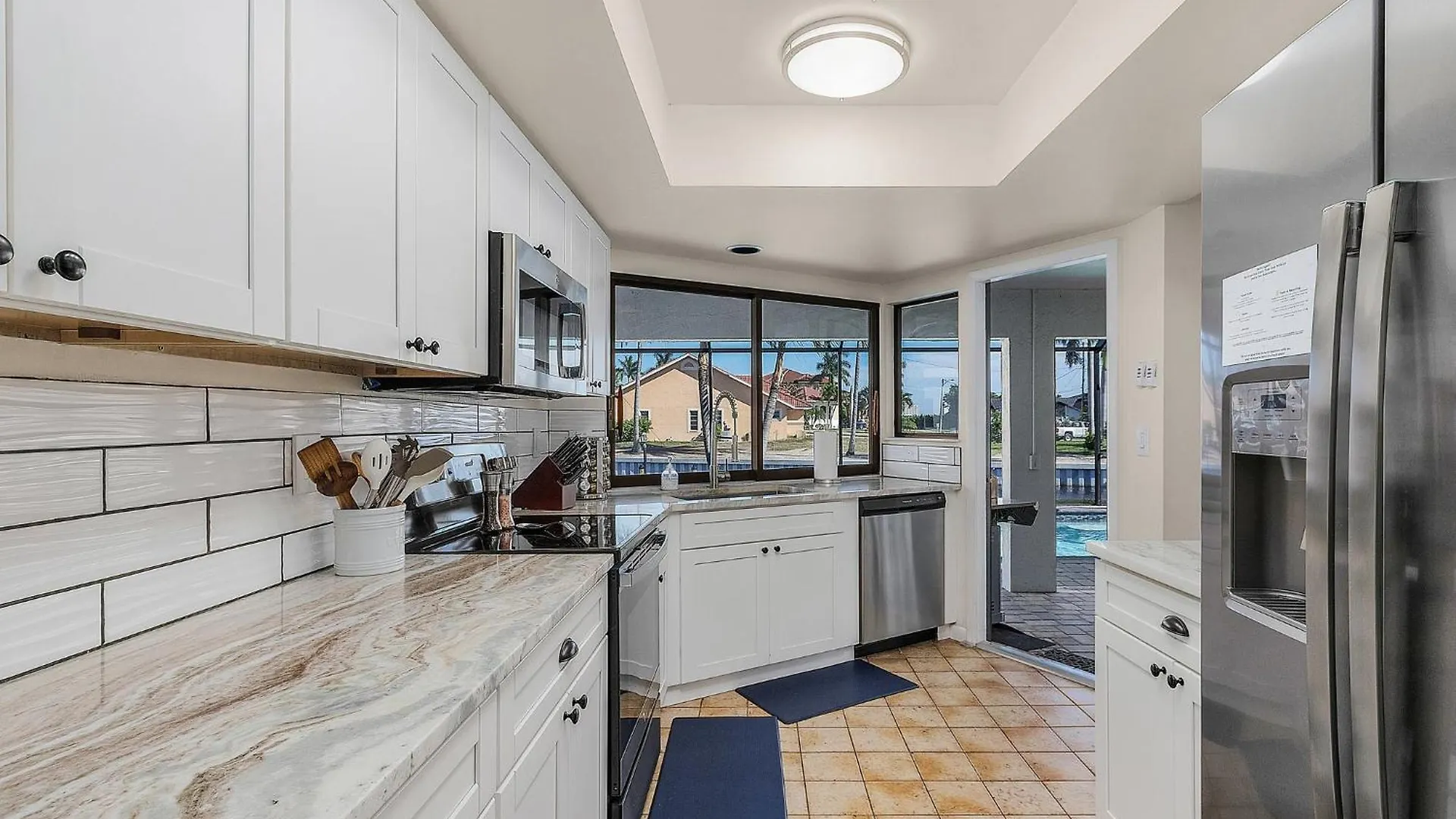 Mid Century Vibe Pool Direct Gulf Access Holiday home