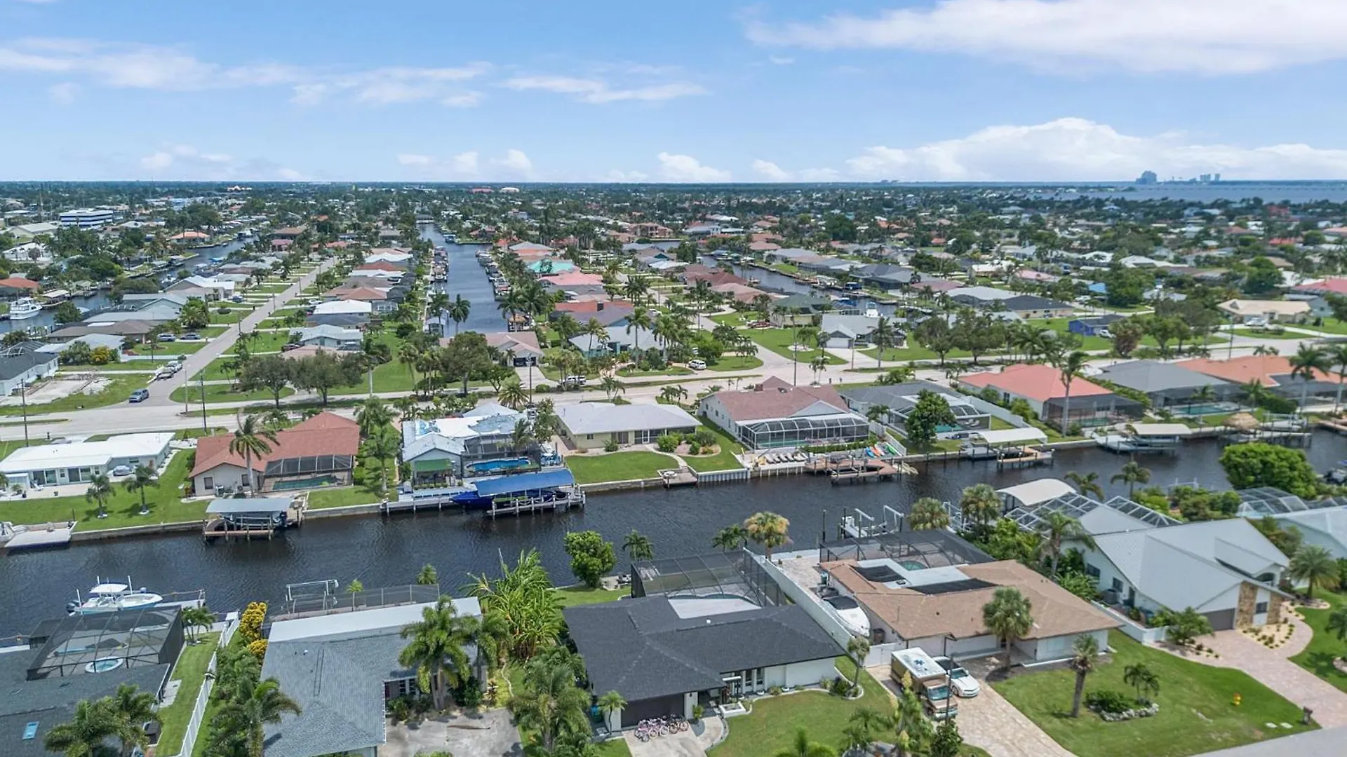 Holiday home Gulf Access, Heated Pool, Bicycles - Ruby's Coastal Getaway Cape Coral