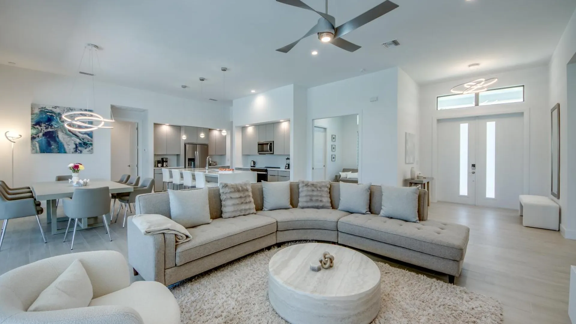 Brandnew Villa-puresun At Canal Intersection, Heated Saltwater Pool And Spa, Facing South Villa Cape Coral
