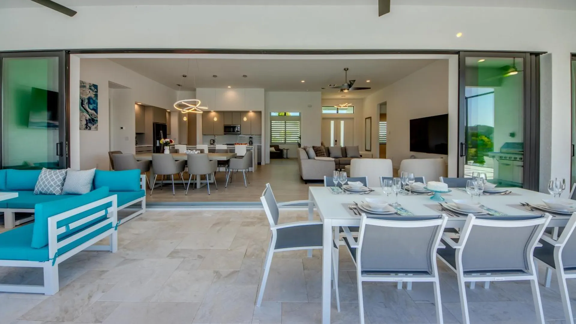 Brandnew Villa-puresun At Canal Intersection, Heated Saltwater Pool And Spa, Facing South Villa