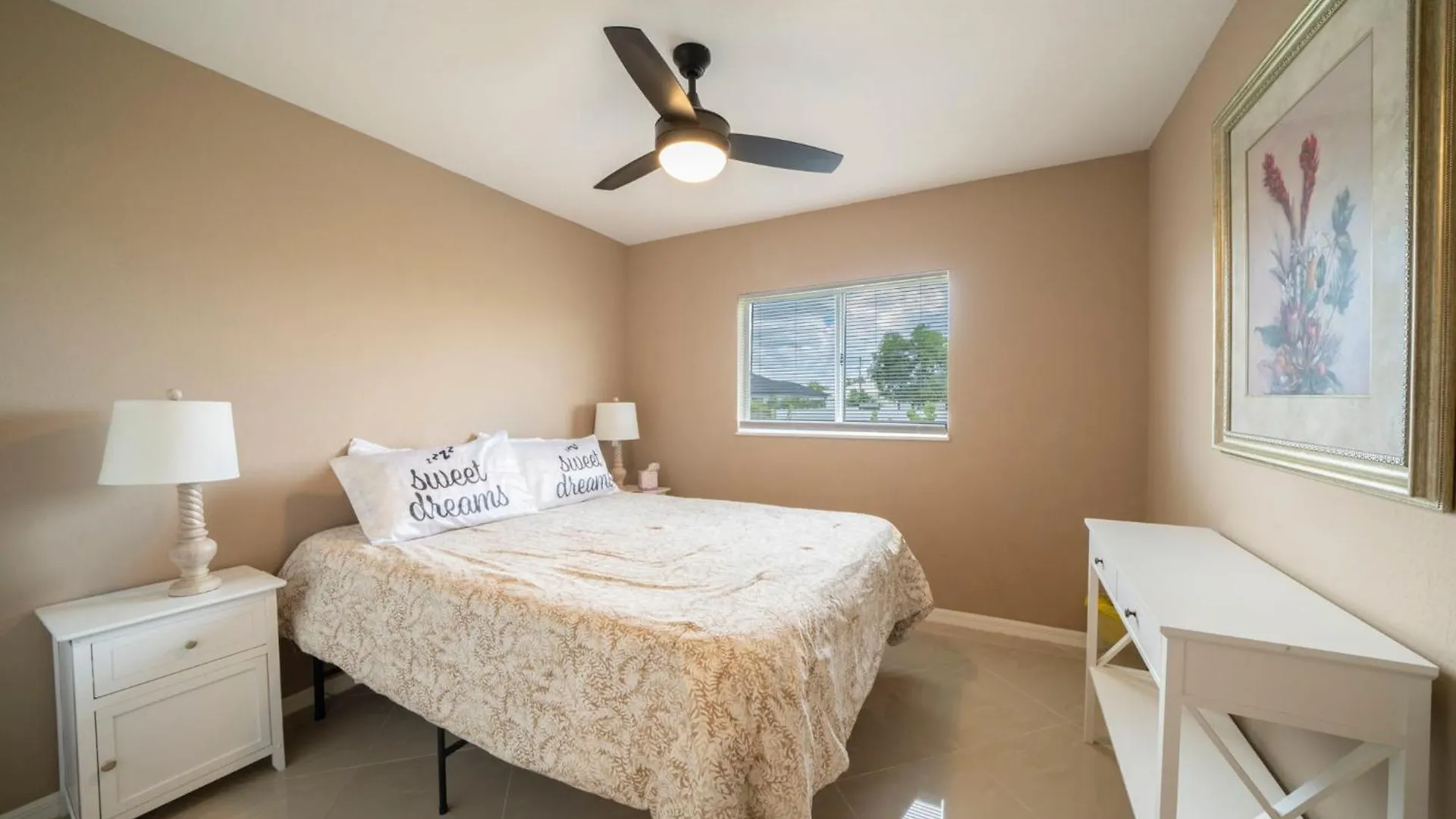 Spacious Santa Barbara With Private Pool Holiday home Cape Coral