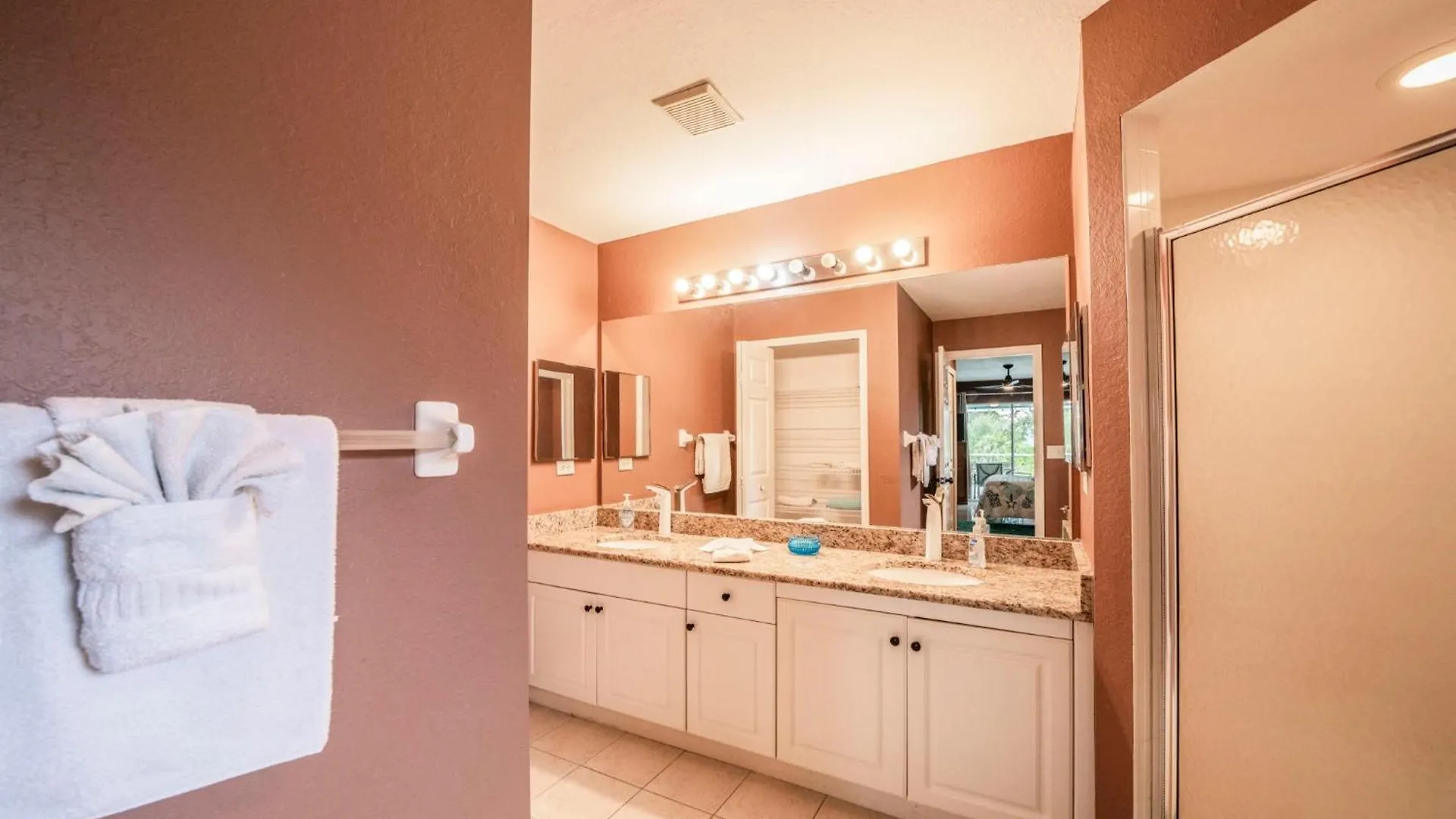 Holiday home Spacious Santa Barbara With Private Pool *