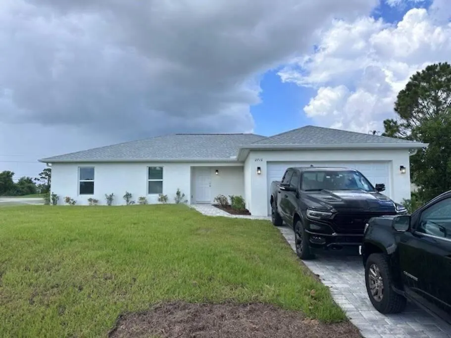 Holiday home Brand New With Heated Pool Ideal For 2 Families Cape Coral