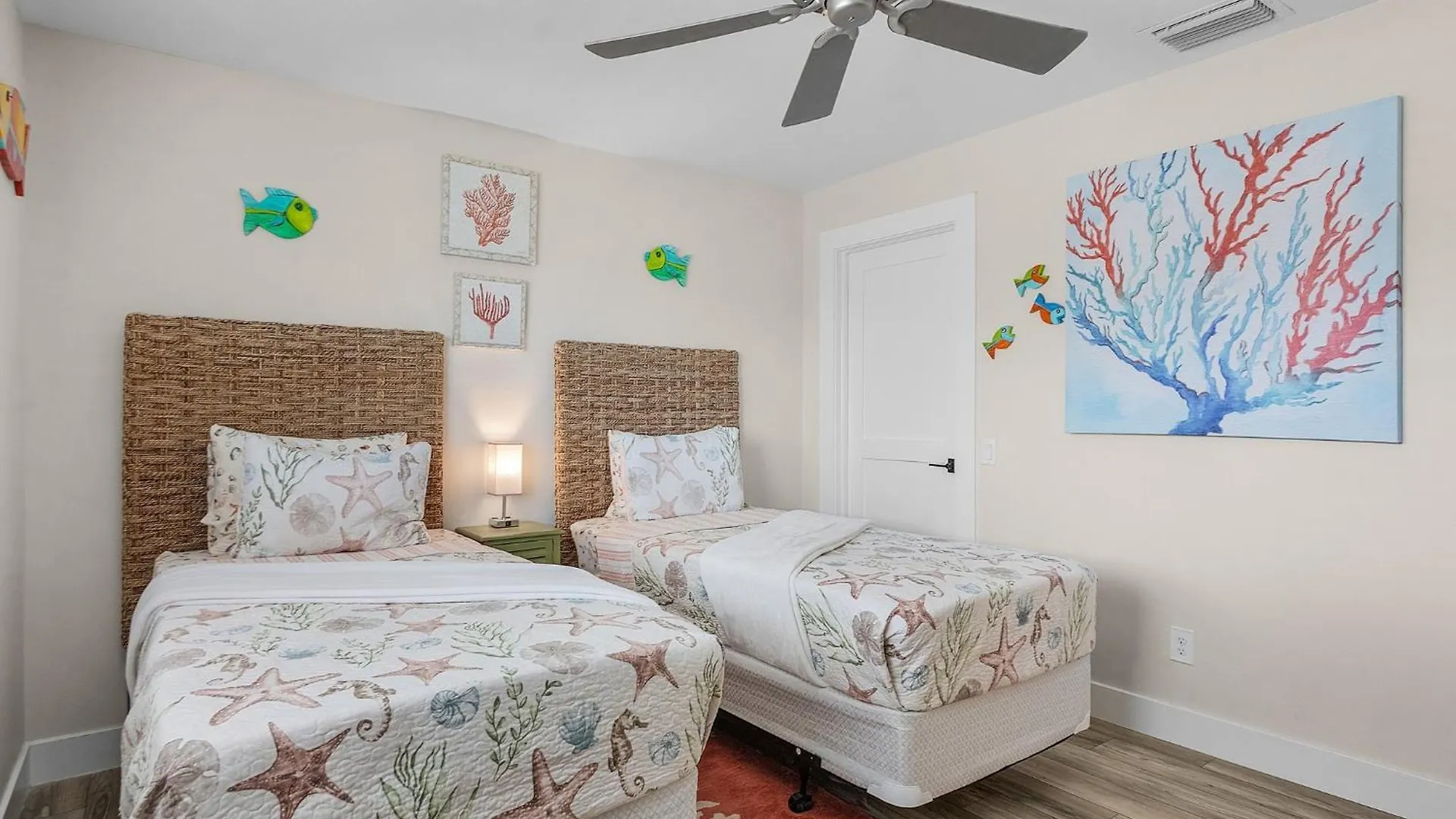 Stunning Tropical Oasis - Gulf Access, Kayaks, Padddleboards, Bikes, Tiki - Ancora - Roelens Holiday home Cape Coral