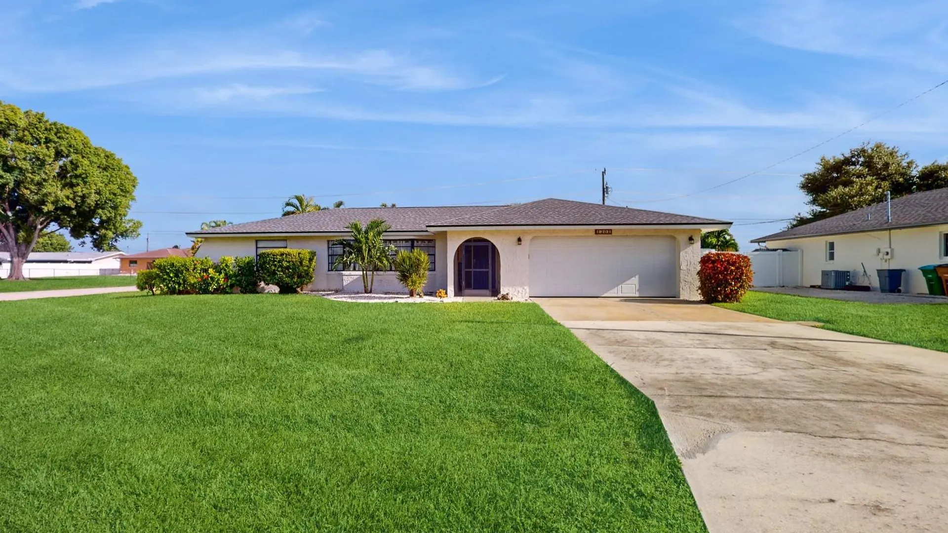 Salty Serenity * Cape Coral
