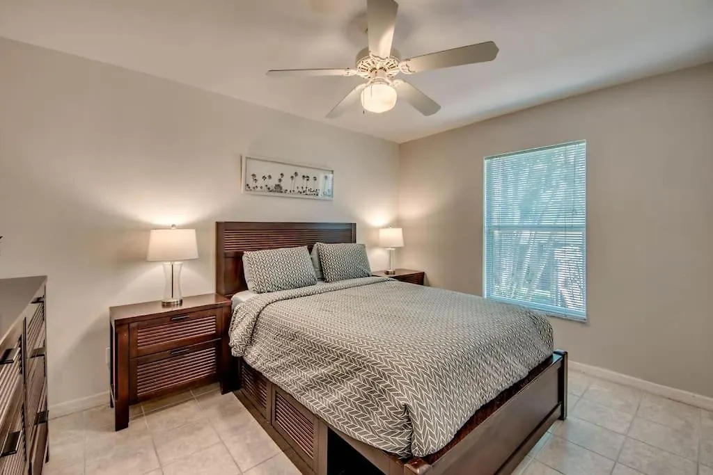 Belle Isle By Coralvilla - Pool, South Facing * Cape Coral