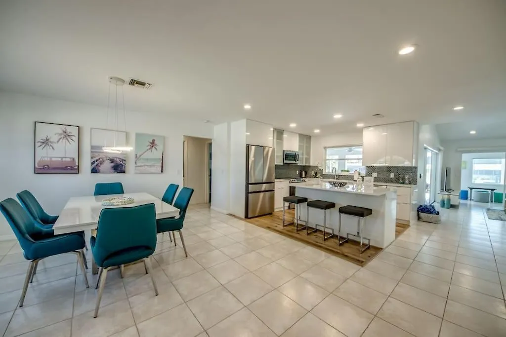 Holiday home Belle Isle By Coralvilla - Pool, South Facing Cape Coral
