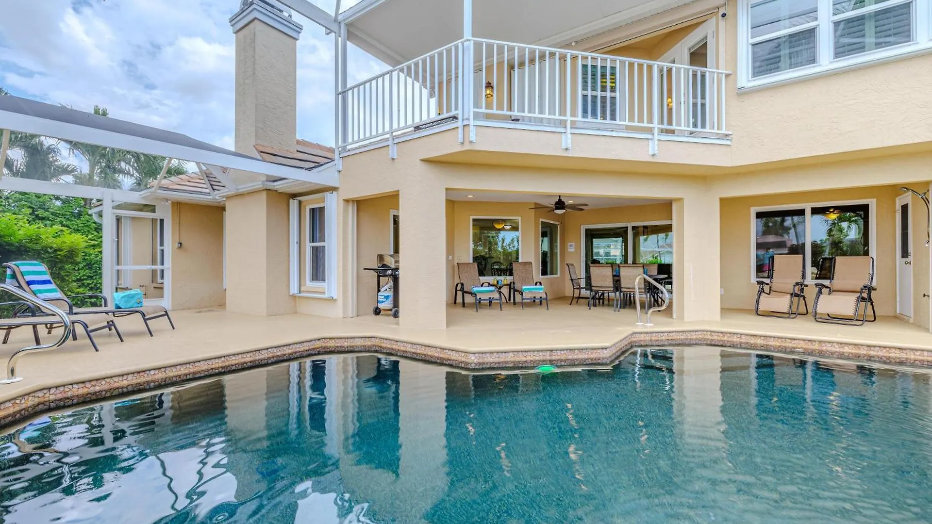 Vittoria Stars Vacation Villa *