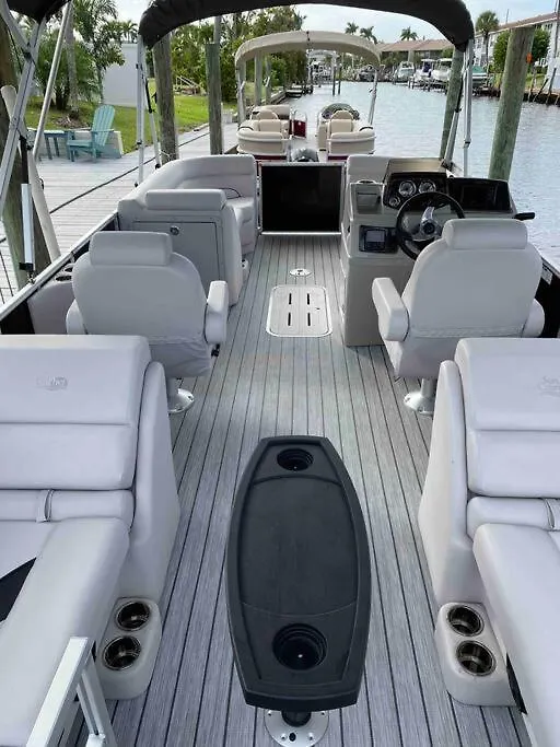 Villa Vacation In Comfort Pool Waterfront Boat *