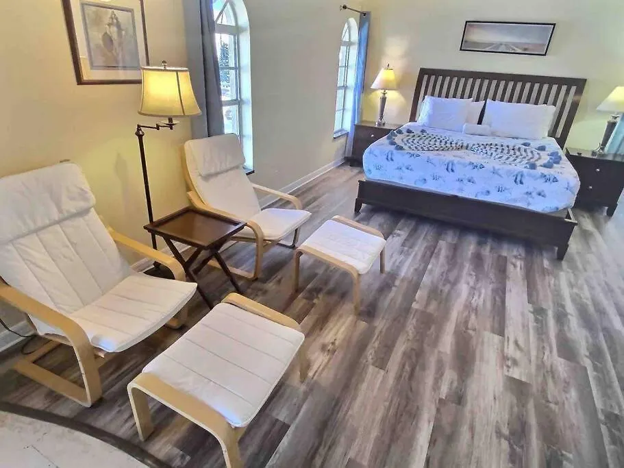 Vacation In Comfort Pool Waterfront Boat Villa Cape Coral